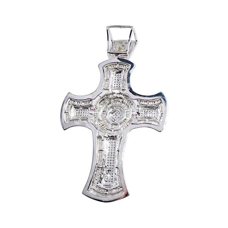 Solid White Gold South American Style Cross with 3.34 Carat of Diamonds For Sale 2