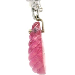 Broche nœud papillon en or blanc massif avec tourmaline rose, diamants et perles