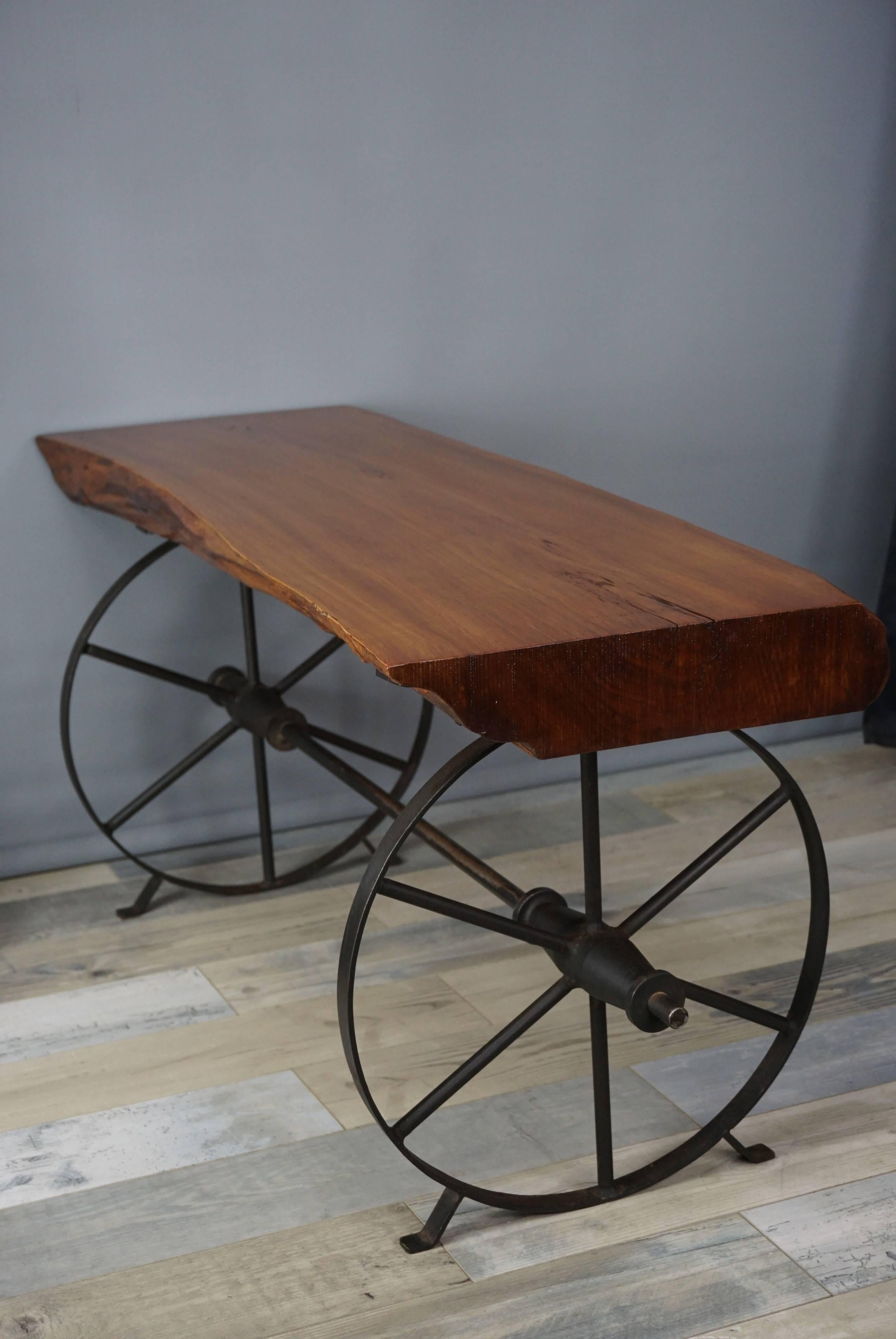 Solid Wood and Iron French Design of the 1950 Coffee Table In Good Condition For Sale In Tourcoing, FR