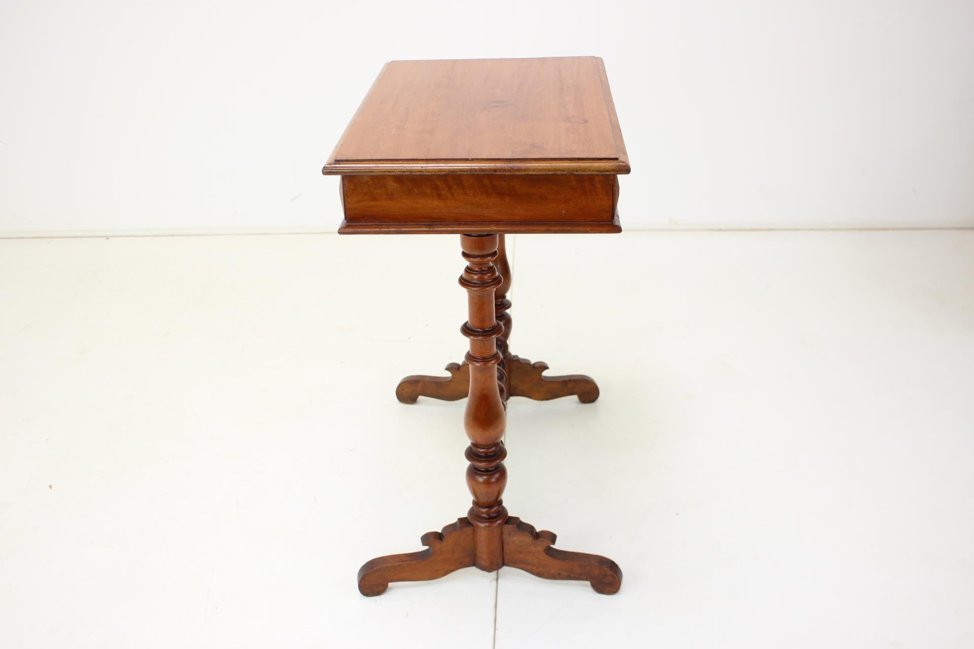 Solid Wood and Veneer Sewing Table, circa 1895 For Sale 4