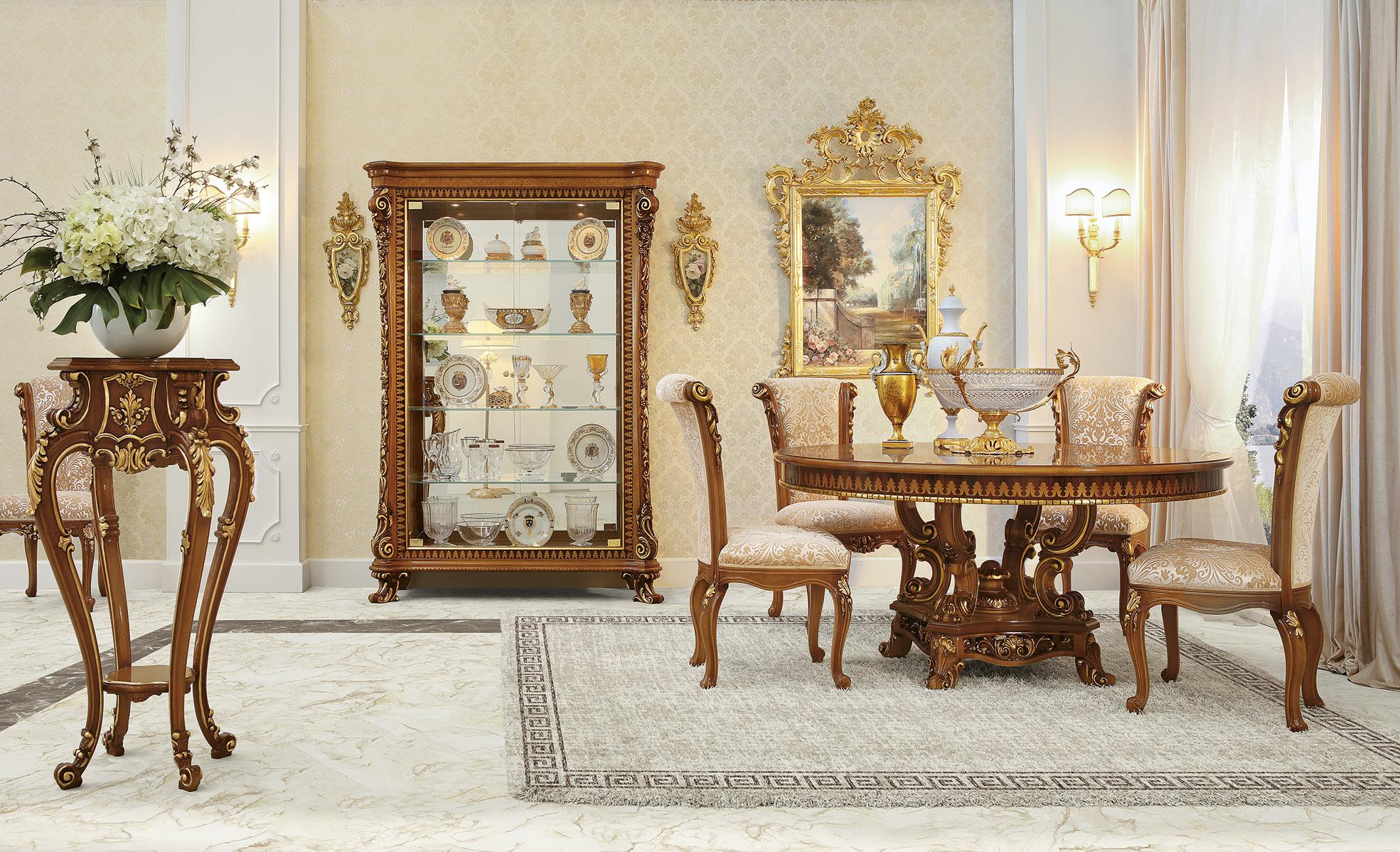 Italian Solid Wood Baroque Side Vitrine in Natural Bright Finish and Gold Leaf Details For Sale