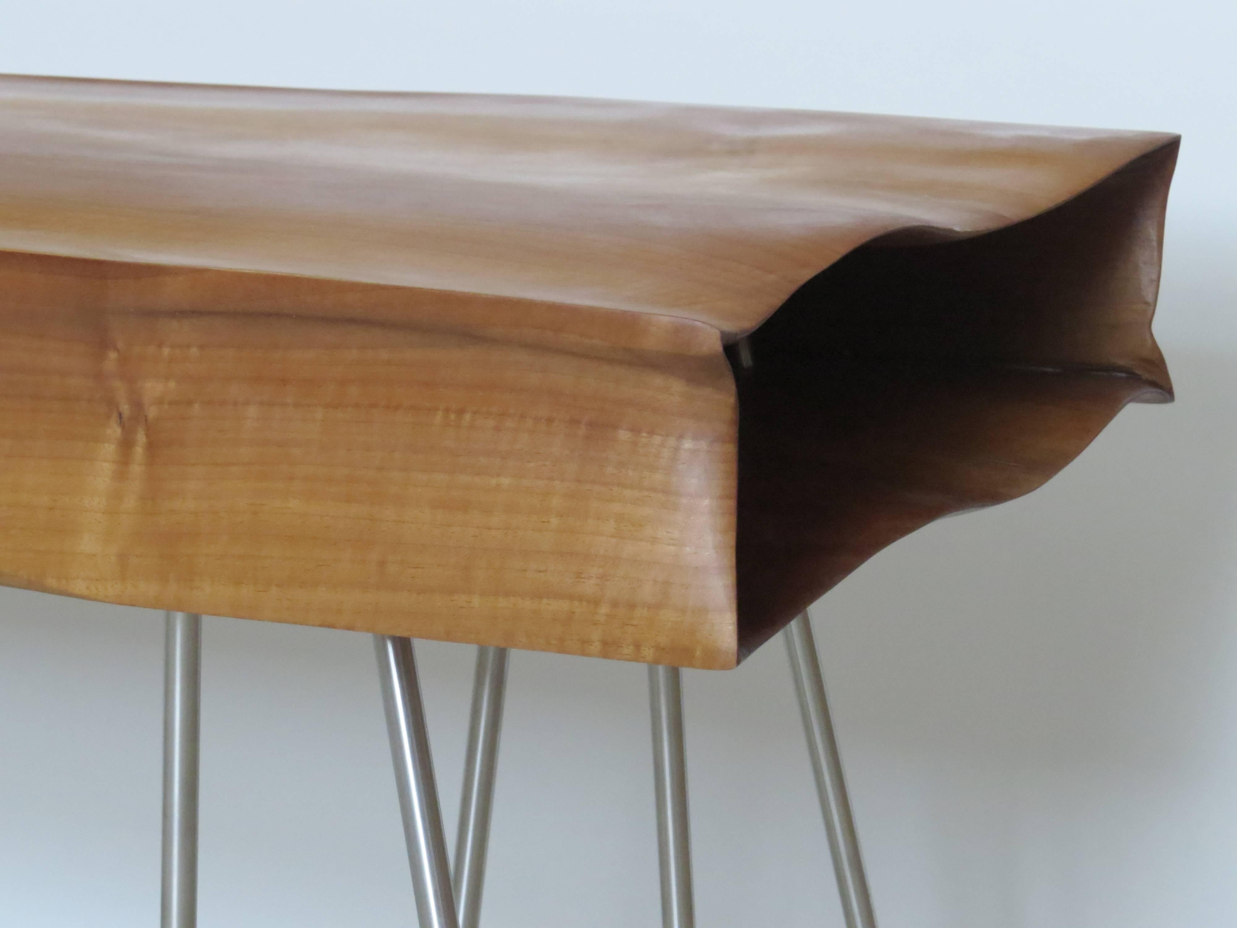 Bench aus Massivholz „AERO“ Handgefertigt in organischem Design im Zustand „Neu“ im Angebot in Dietmannsried, Bavaria