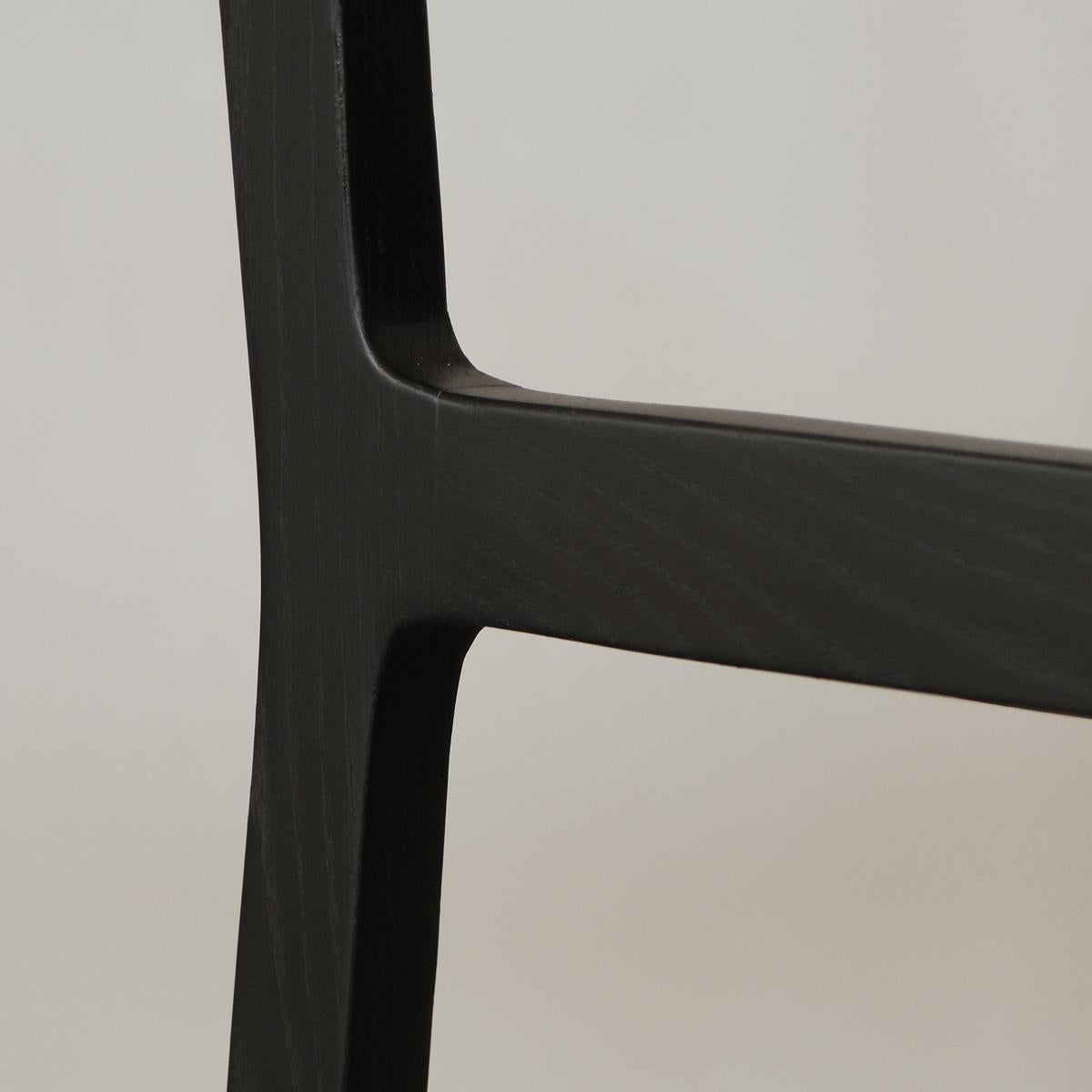 The elegantly designed solid wood chair combines the durability and natural beauty of oak with the refined touch of handcrafted workmanship. Each modern, luxurious solid oak chair features the unique grain, texture, and tone of oak wood, making