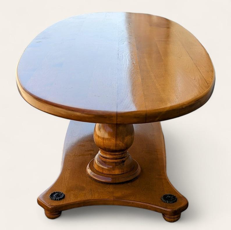 Fin du 20e siècle Table basse en bois massif avec plateau de surf, Vintage Hollywood Regency, Mid Century en vente