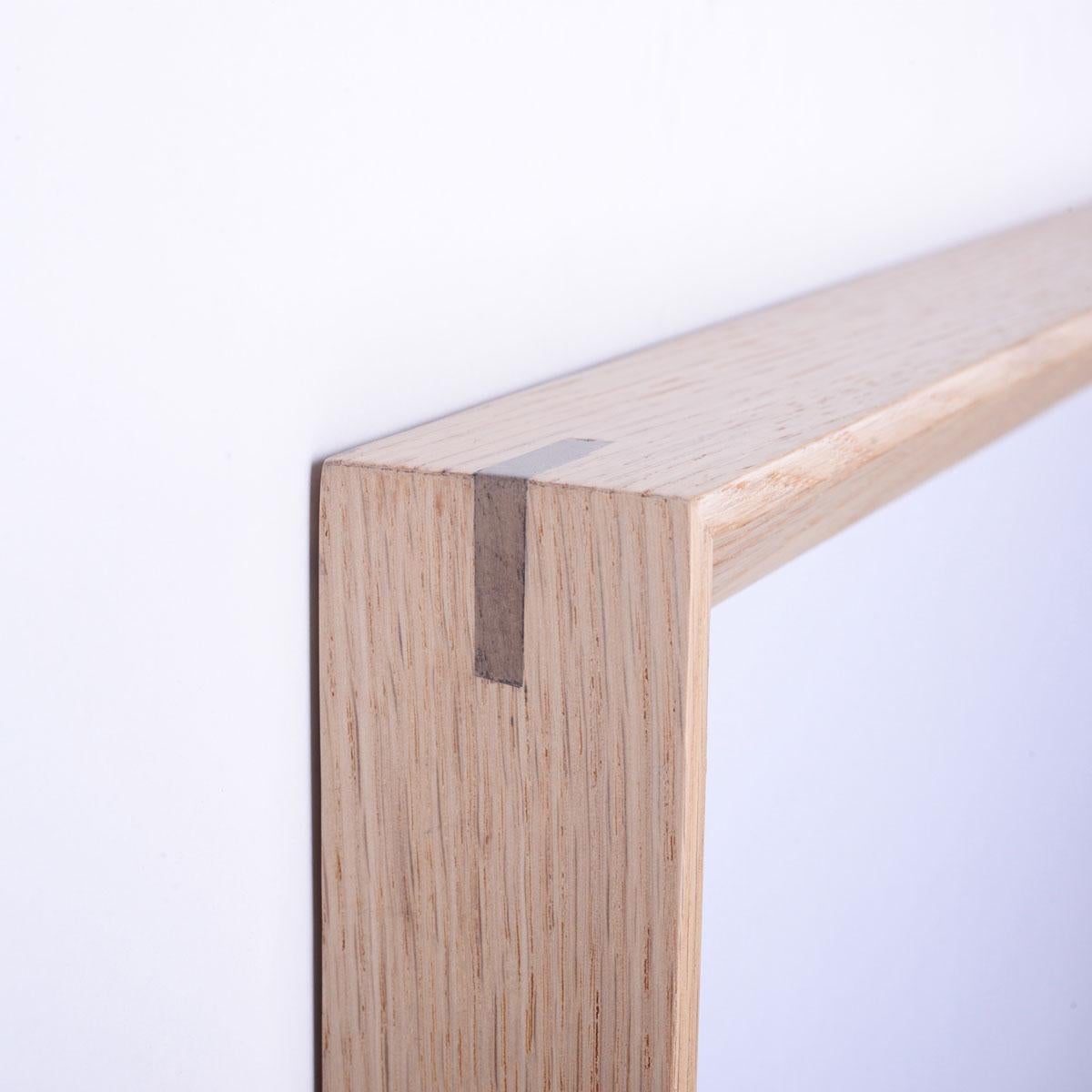 Marco decorativo de madera maciza, Roble - REGULAR - 23x32 Moderno en venta