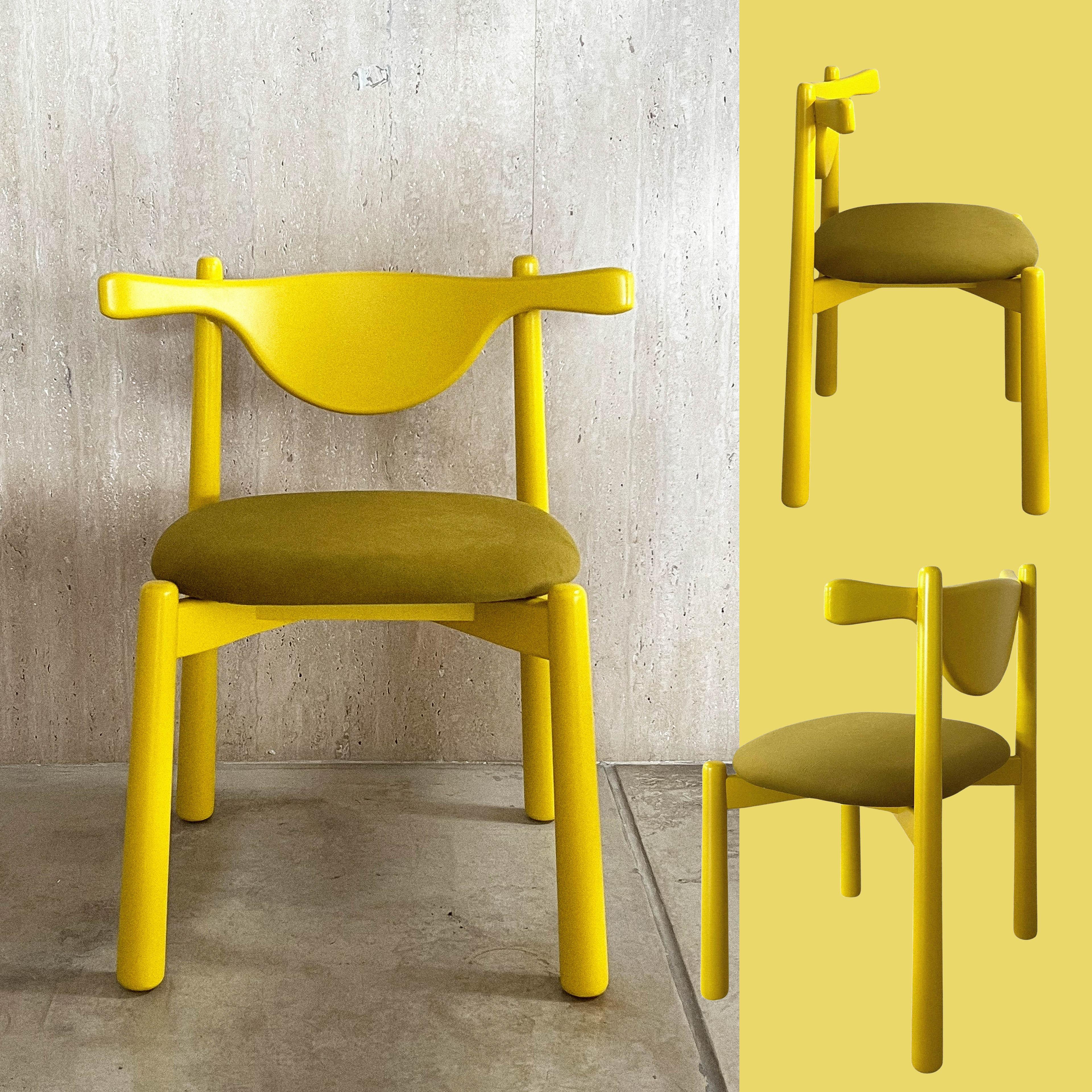 Inspired by the Aratu crabs, creatures with both robust and slender forms, the Aratu Chair has emerged.

 It pays homage to the engineers of mangrove ecosystems who witness the dance of the tides, continually rejuvenating the life of our