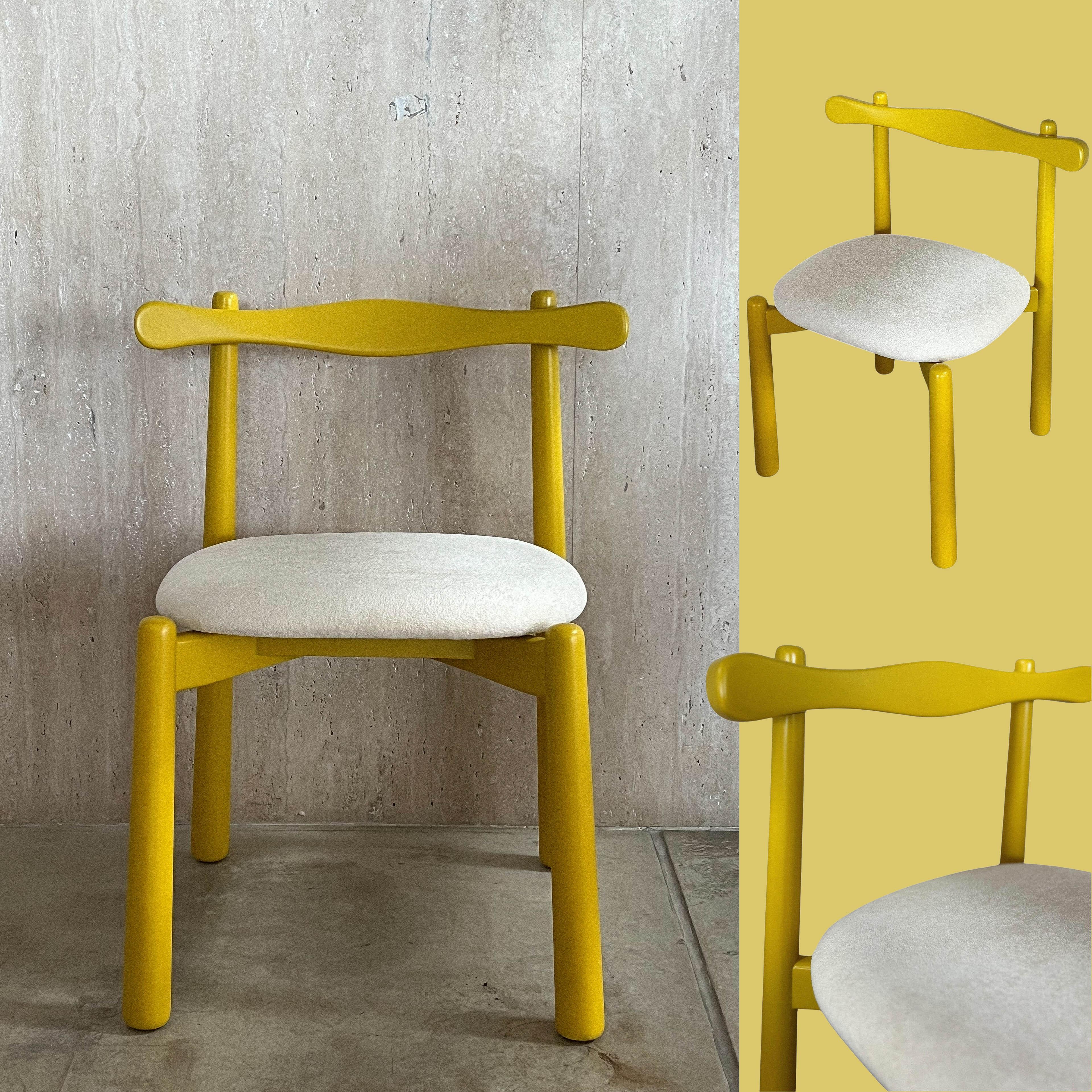 Uçá Chair - Imagine the warm mornings on the Brazilian coast, where the Uçá crustacean gracefully traces its path along the shoreline. This chair, named after the fascinating creature, captures its unique qualities, paying tribute to the marine