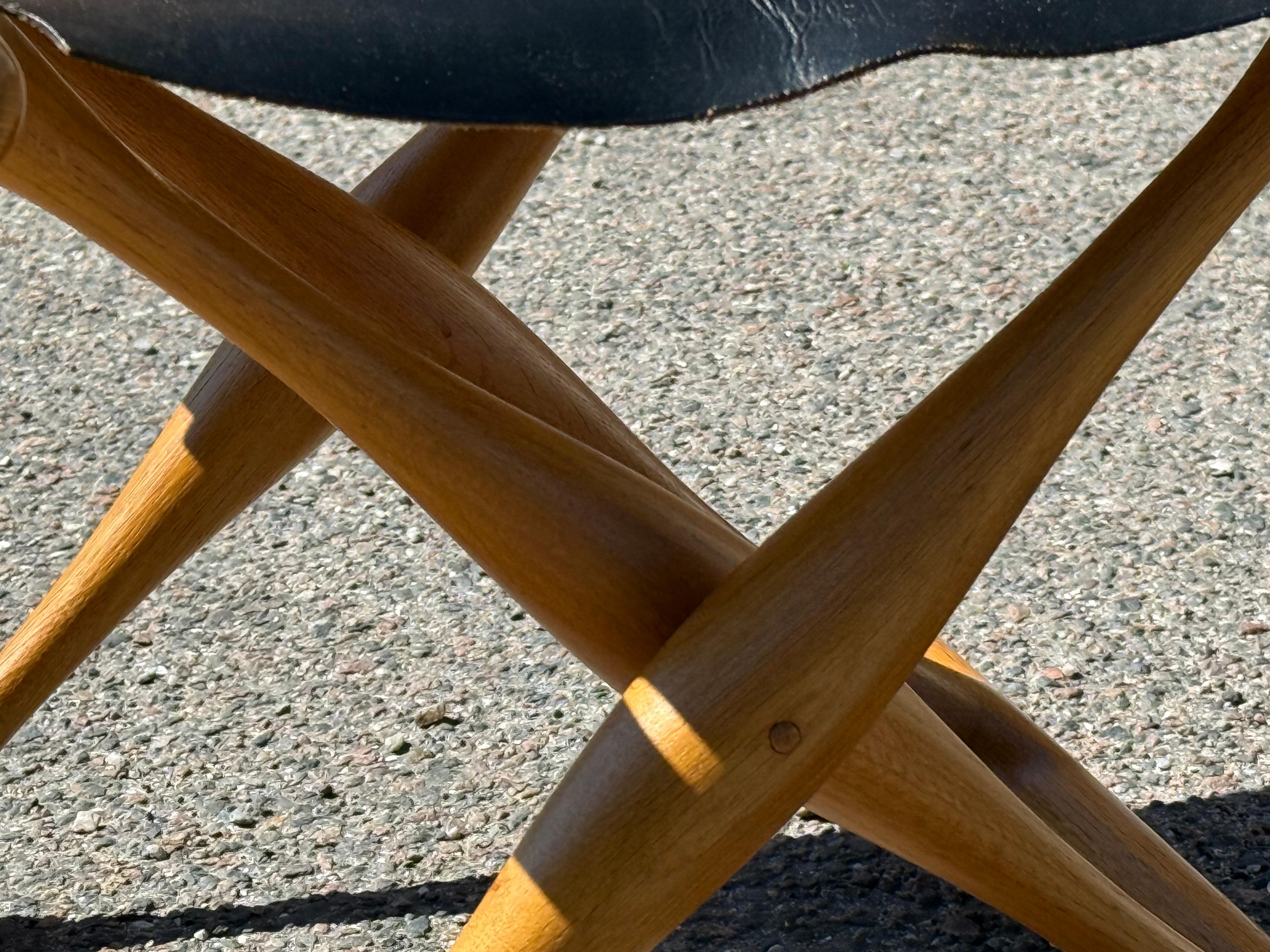 Tabouret de chêne pliant en bois massif par Poul Hundevad Chaise Gold Hill 1960s en vente 4