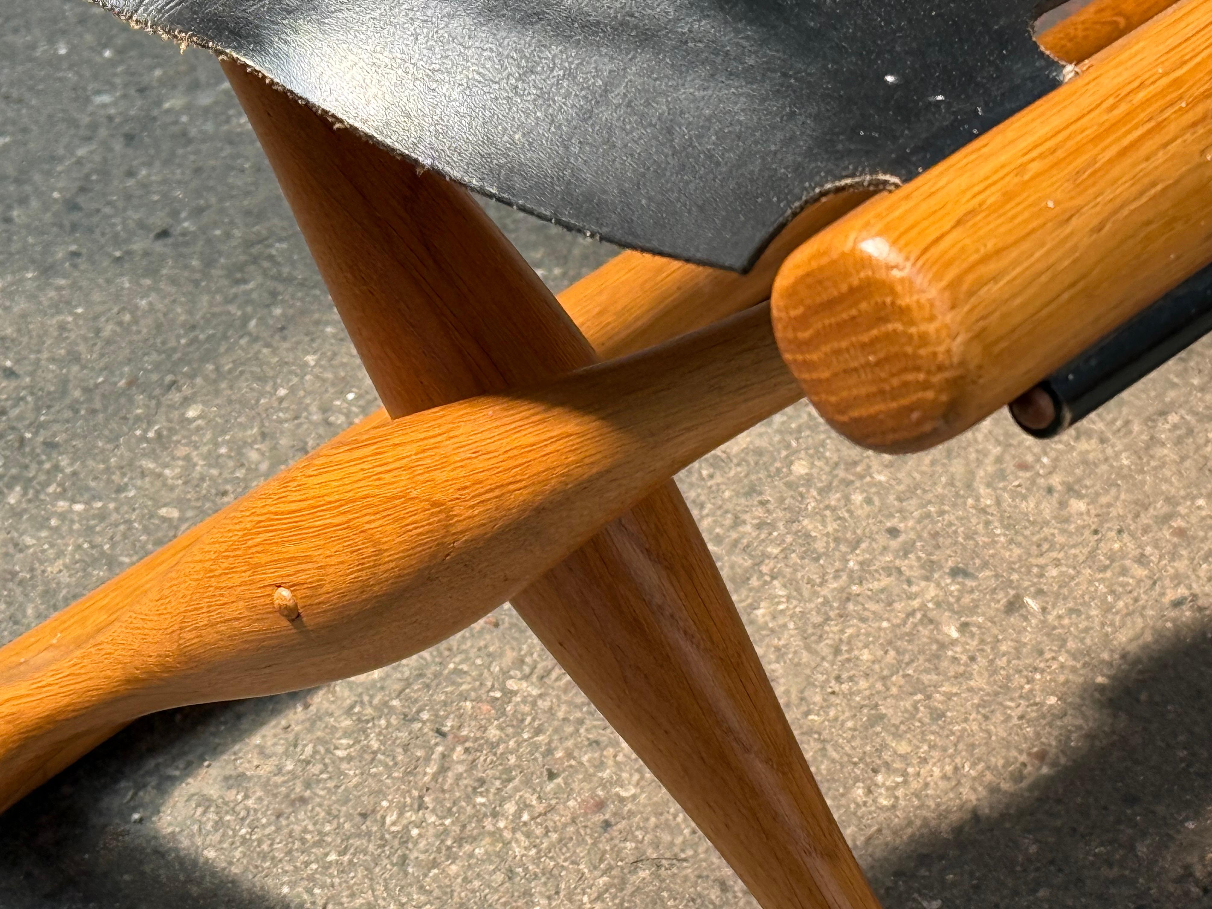Tabouret de chêne pliant en bois massif par Poul Hundevad Chaise Gold Hill 1960s en vente 5