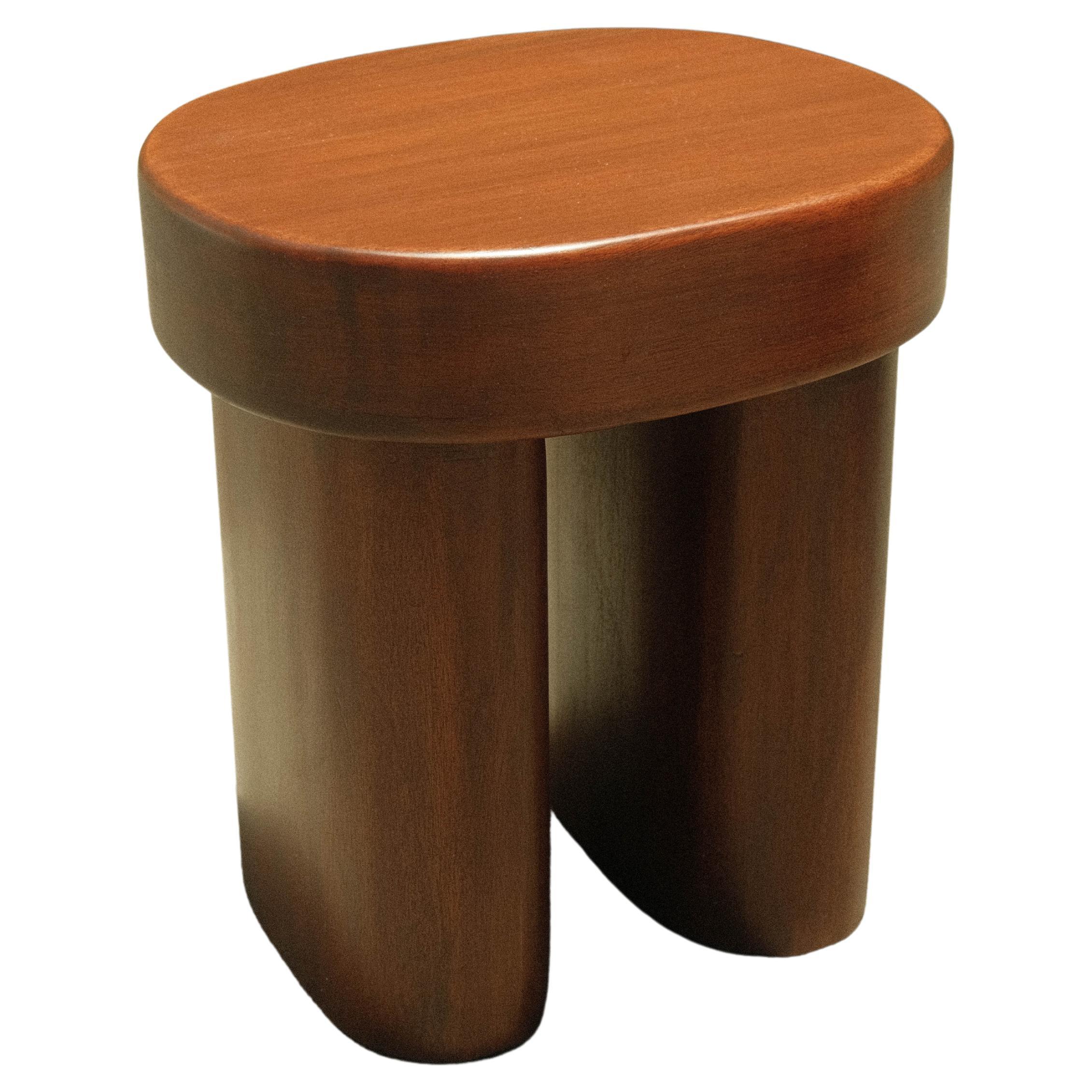 Tabouret/table d'appoint/tabouret-01 à plateau plat en bois massif de Dalisay Collection