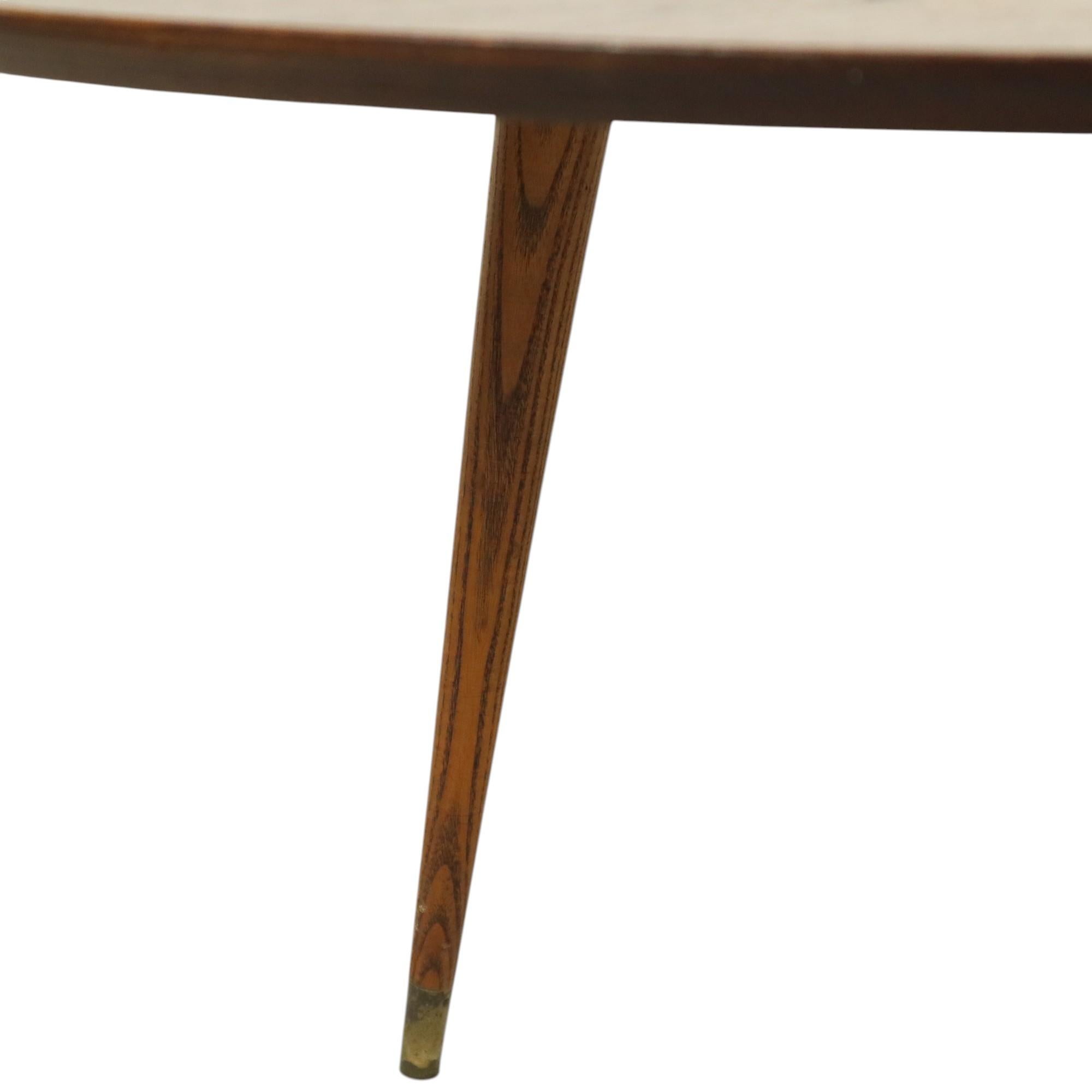 Solid Wood Kidney-Shaped Coffee Table Side Table 1960s For Sale 1