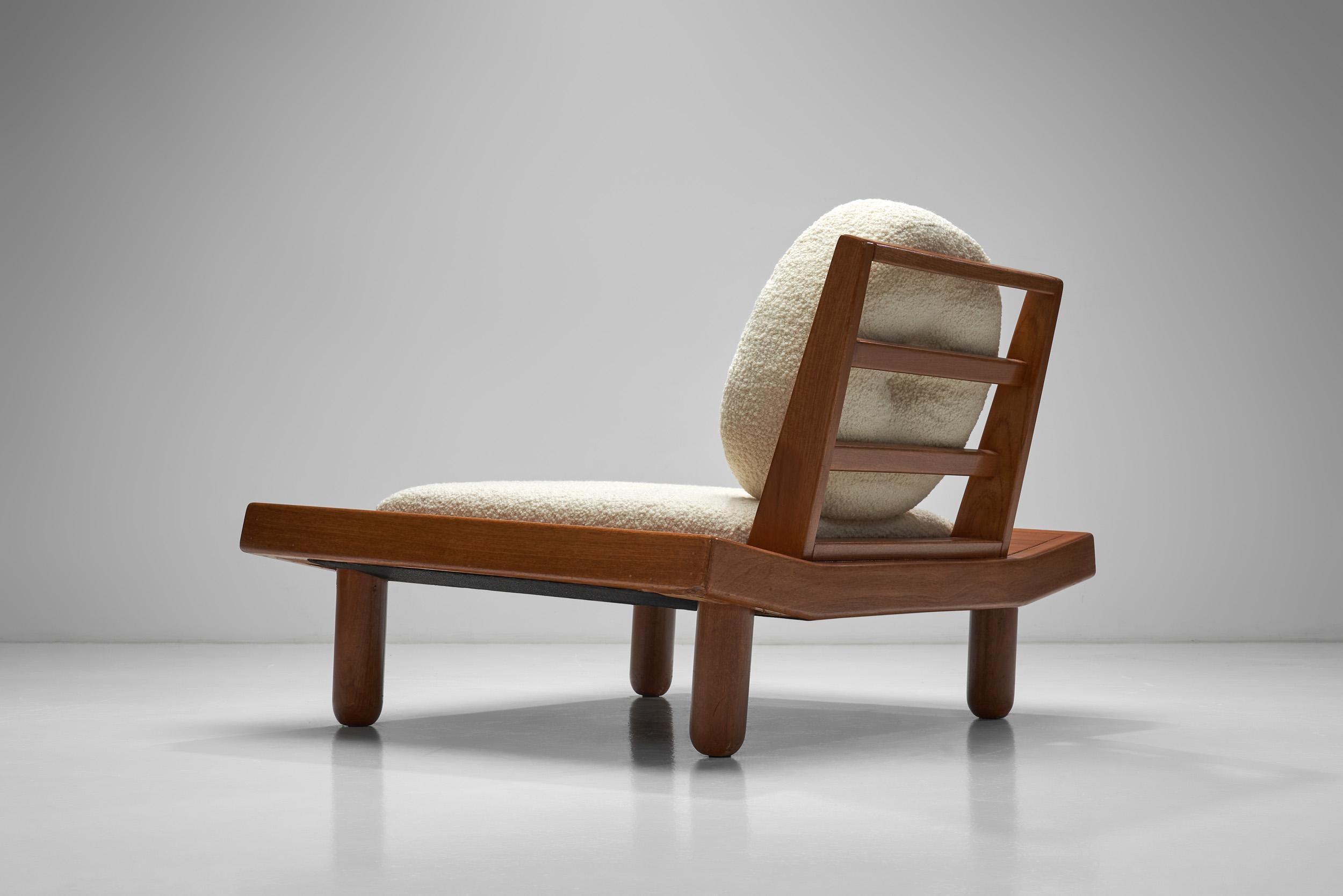 Mid-20th Century Solid Wood Lounge Chair with Round Cushions, Indonesia 1960s For Sale