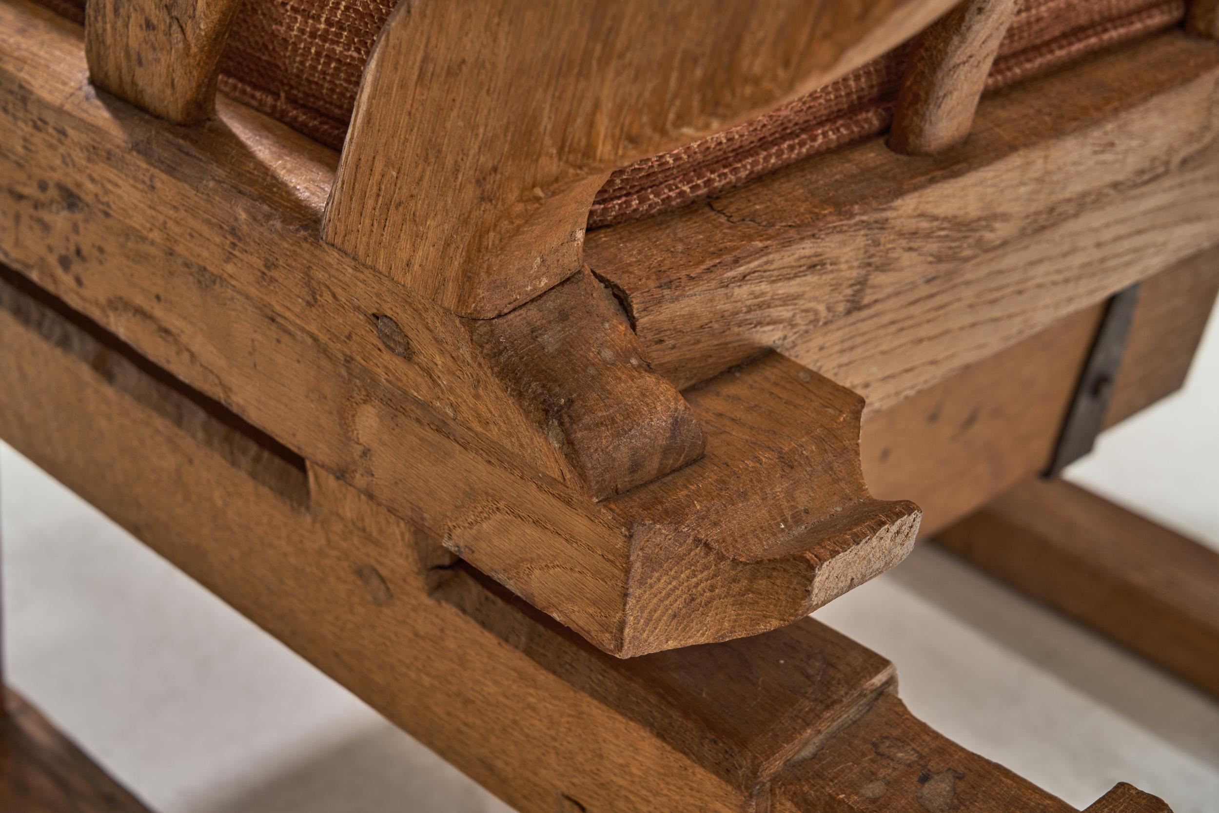 Chaise à billets en Wood Wood avec coussins rembourrés, Europe, fin du 19e siècle en vente 9