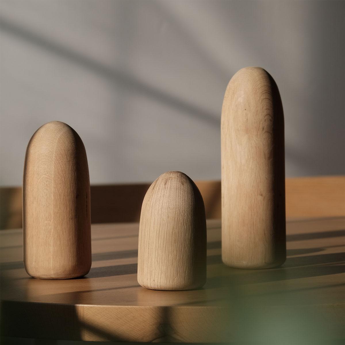 Fatto a mano Set di fermacarte in legno massiccio - BULLET in vendita