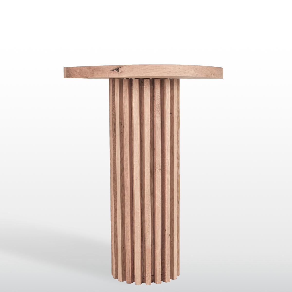 Fait main Table ronde d'appoint/café en bois massif - DOCIA en vente