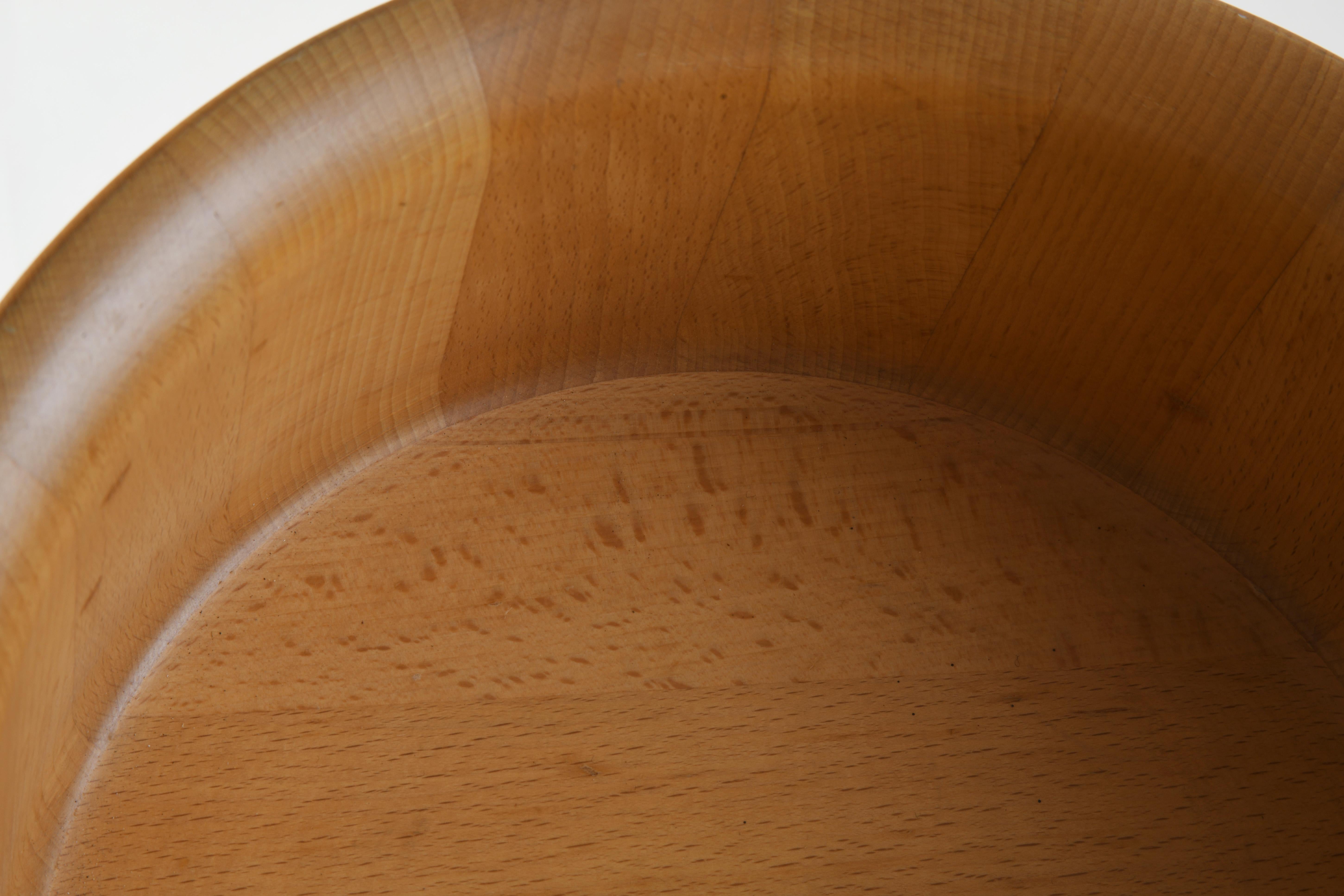 Solid wood salad bowl, designed by Richard Nissen in Denmark in vendita 1