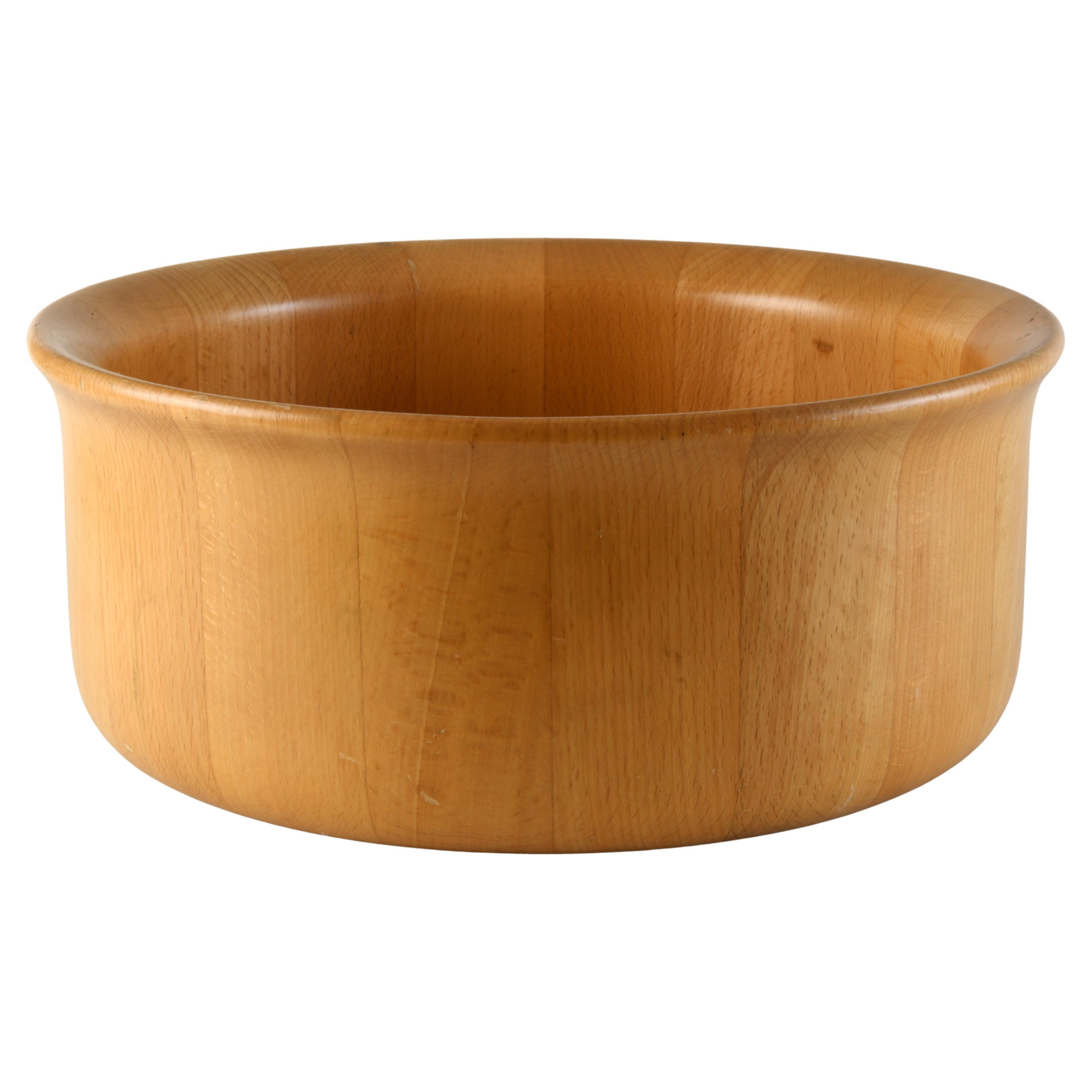 Solid wood salad bowl, designed by Richard Nissen in Denmark in vendita