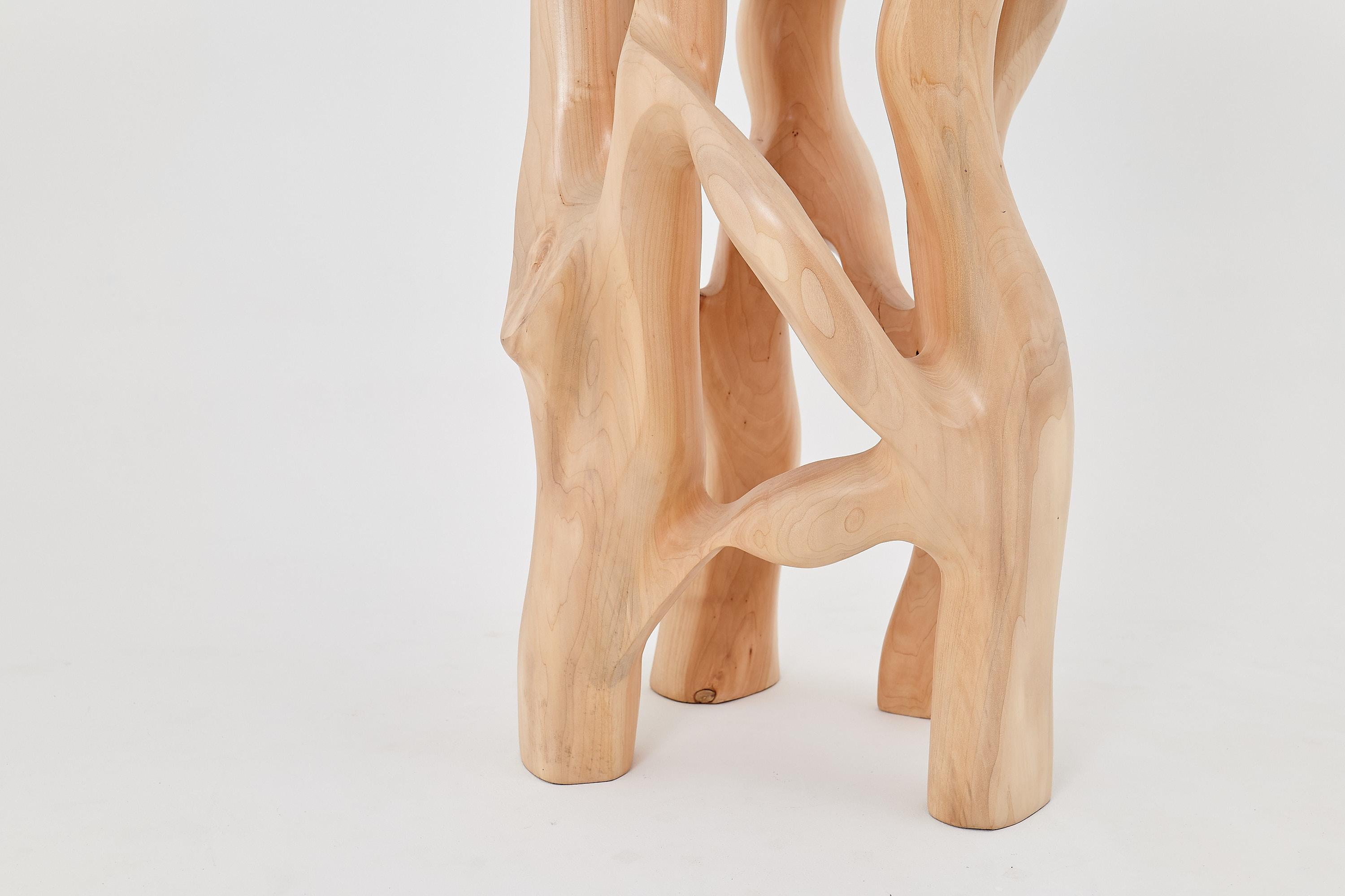 Mesa auxiliar escultórica de madera maciza, diseño original contemporáneo, logniture en venta 10