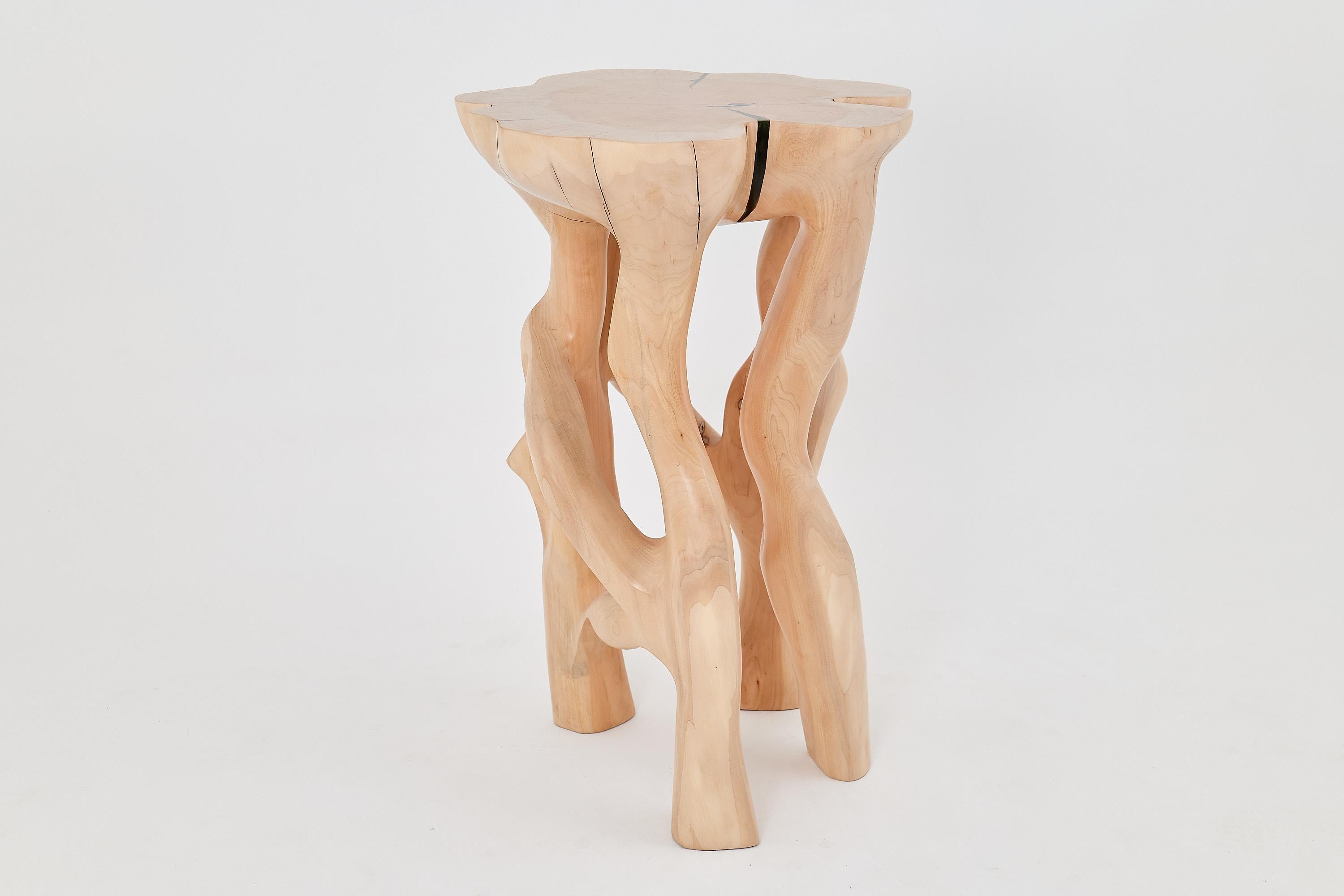 Mesa auxiliar escultórica de madera maciza, diseño original contemporáneo, logniture Moderno orgánico en venta