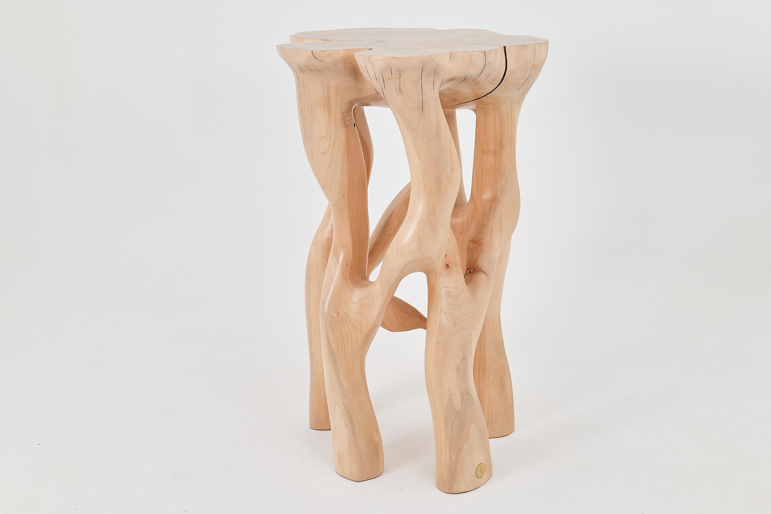 Mesa auxiliar escultórica de madera maciza, diseño original contemporáneo, logniture Madera en venta
