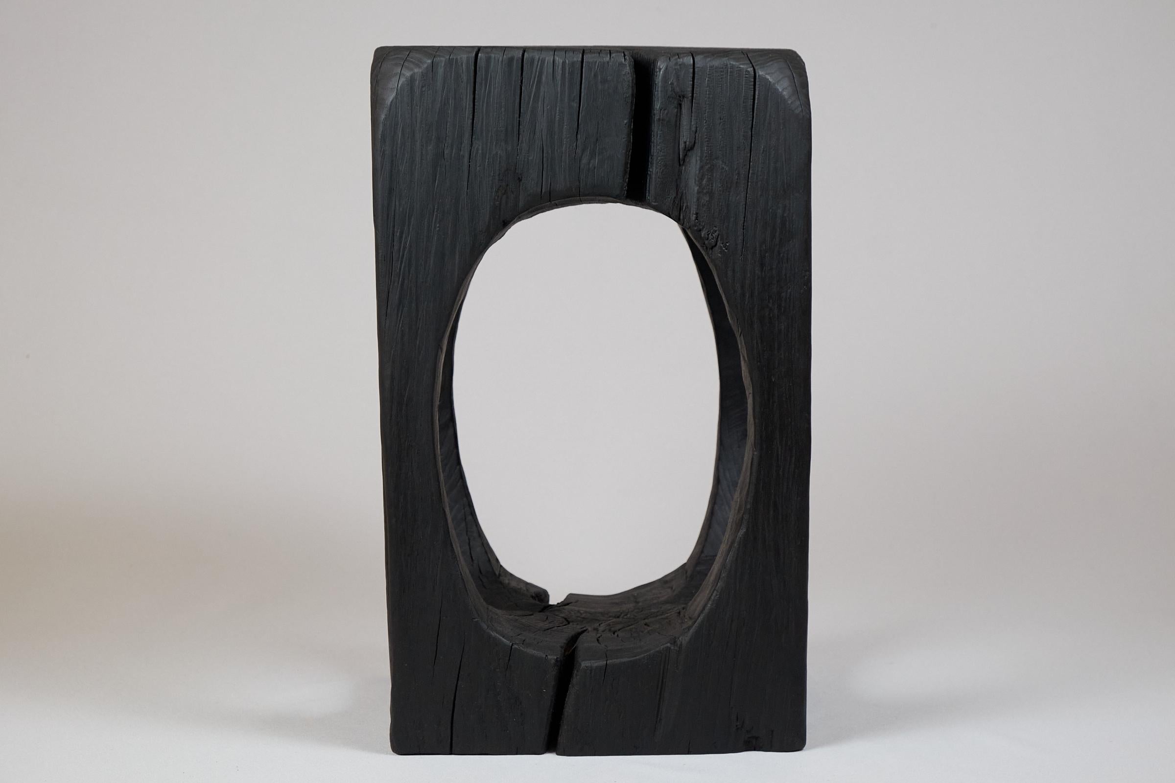 Tavolino scultoreo in legno massiccio, design contemporaneo, Logniture In condizioni Nuovo a Stara Gradiška, HR