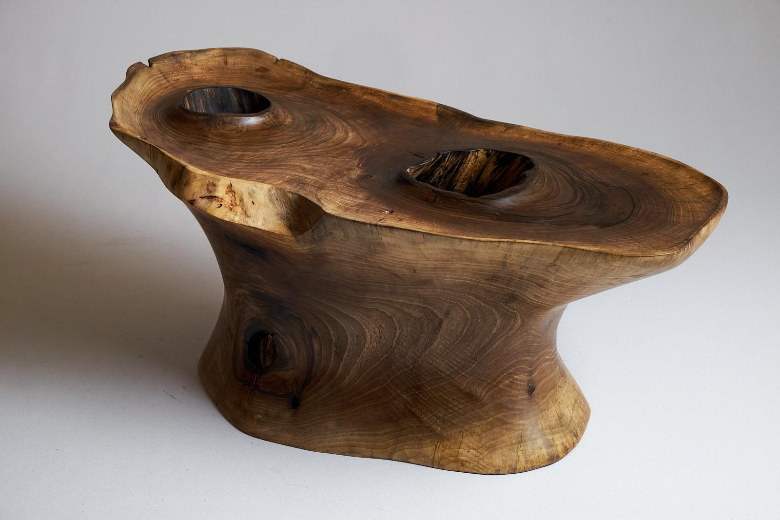 Table d'appoint sculpturale en bois massif, design contemporain d'origine, Logniture 2