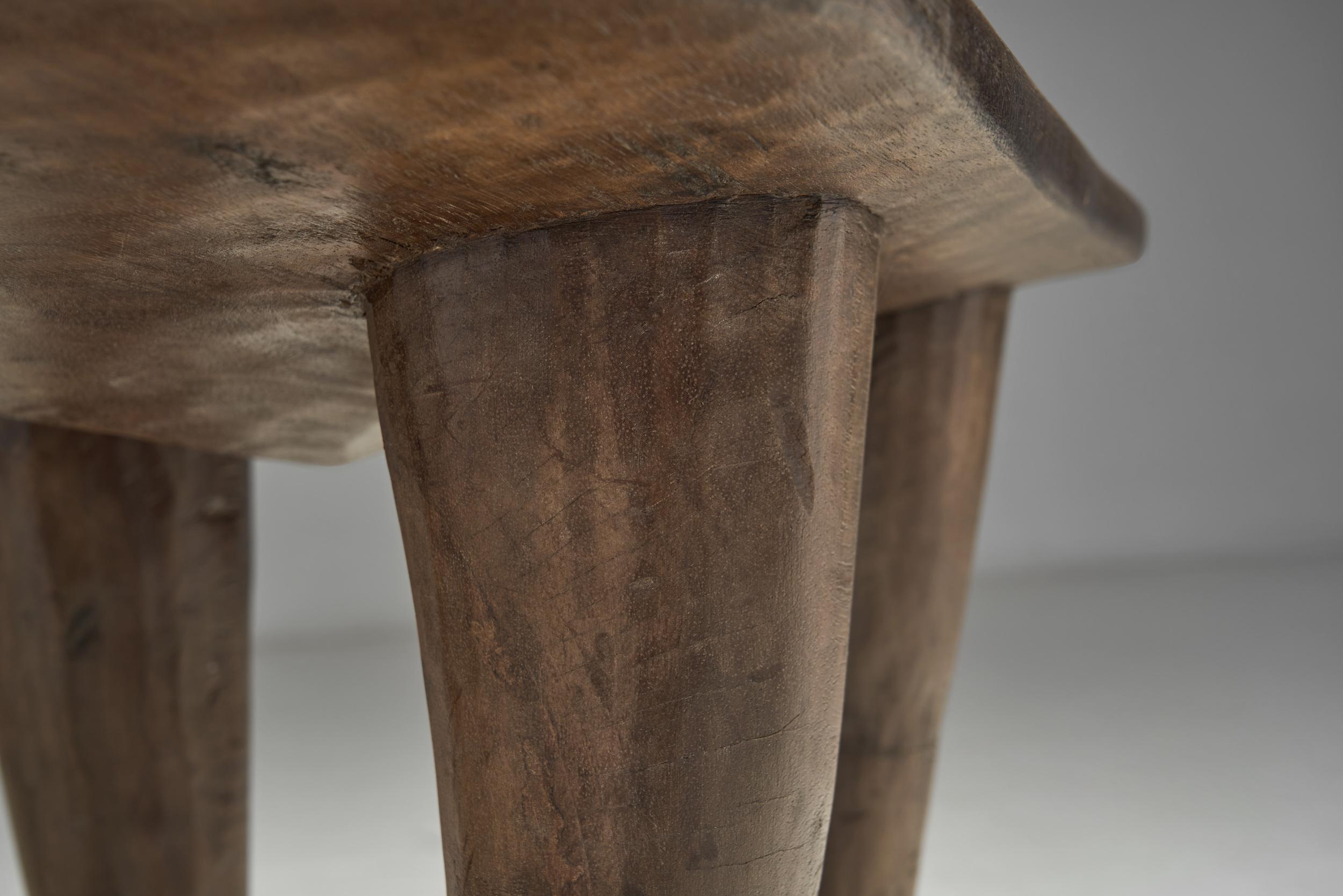 Sgabello Senufo in legno massiccio, Costa d'Avorio XX secolo in vendita 6