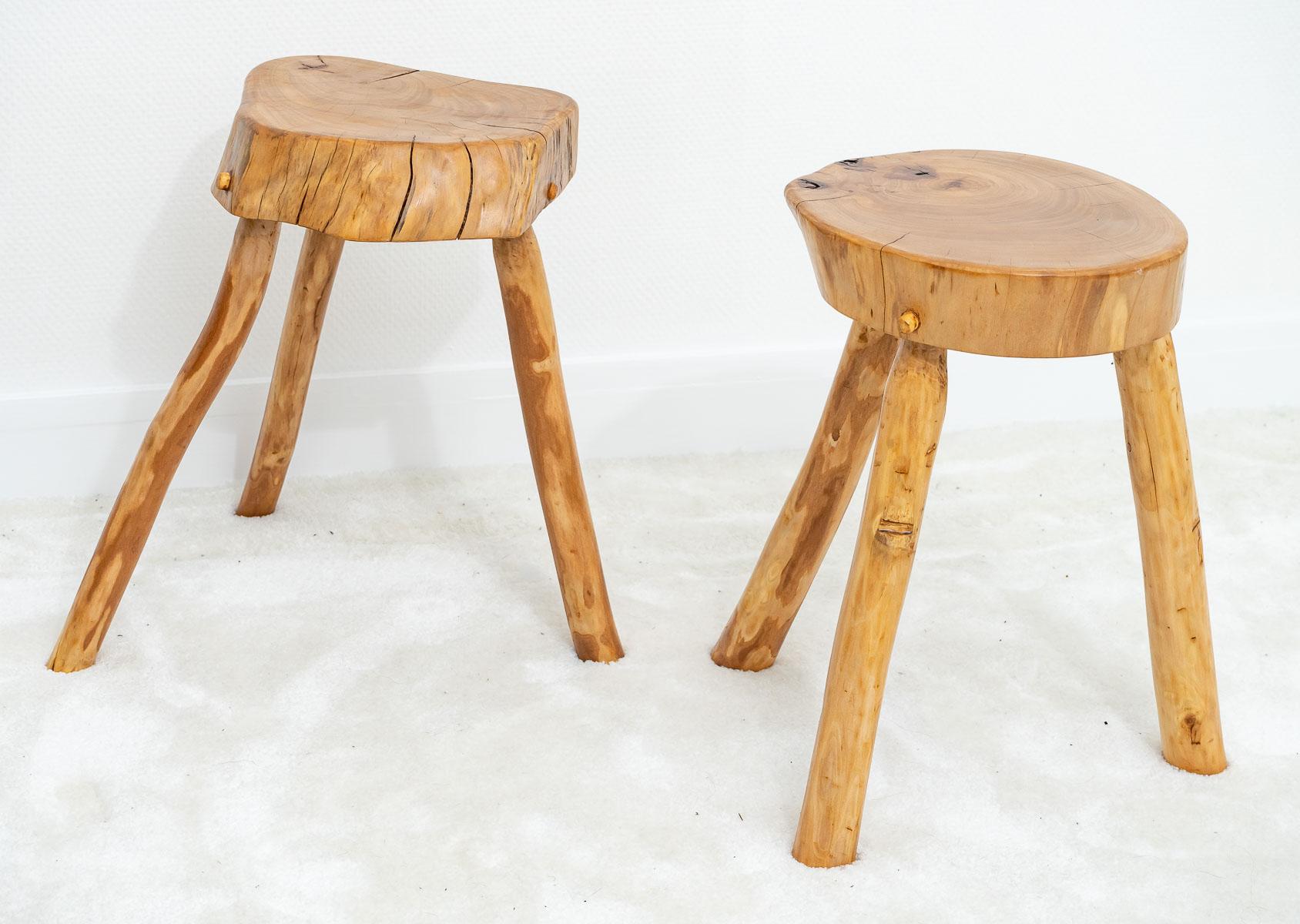 Solid Wood Set - Stools & Table - Jean Prouvé & Pierre Janneret - Period: XXth For Sale 5
