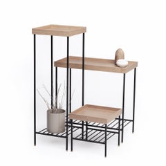 Set di tavolini in legno massiccio / portapiante - Serie EDGE, con gambe in metallo