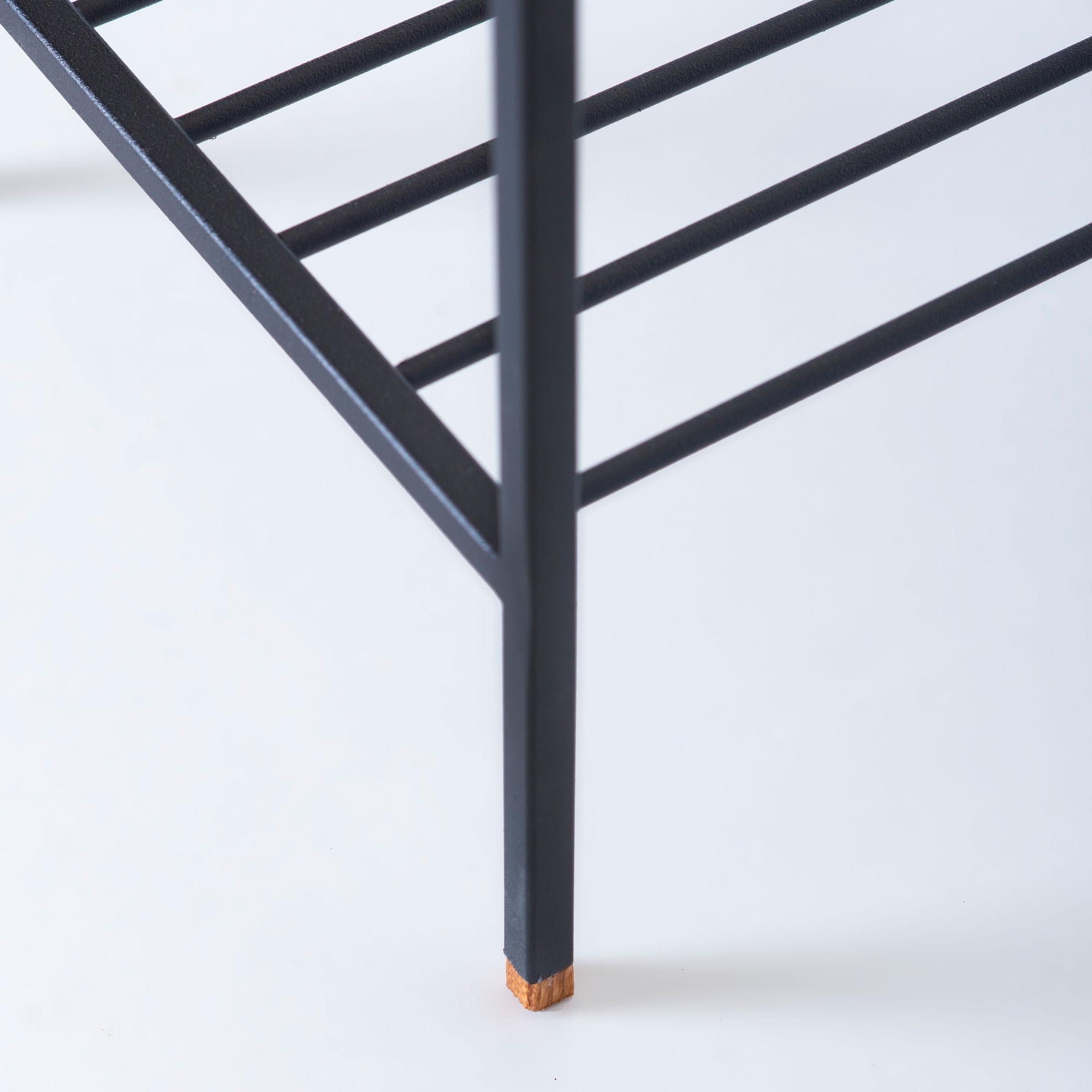 Turc Ensemble table d'appoint / Plant Stand en Wood Wood - Série EDGE, avec pieds en métal en vente