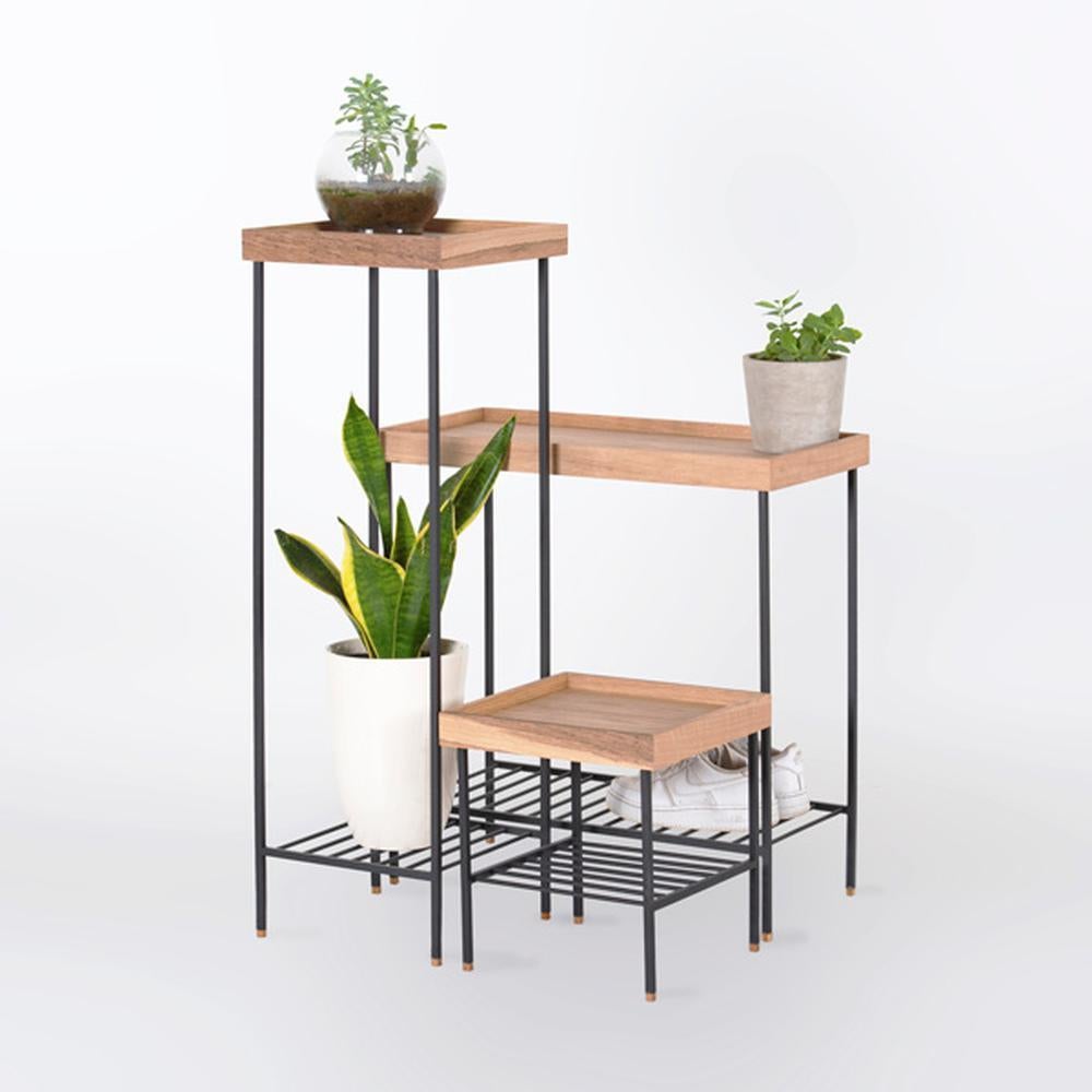 Massivholz Beistelltisch / Plant Stand - EDGE im Angebot 3