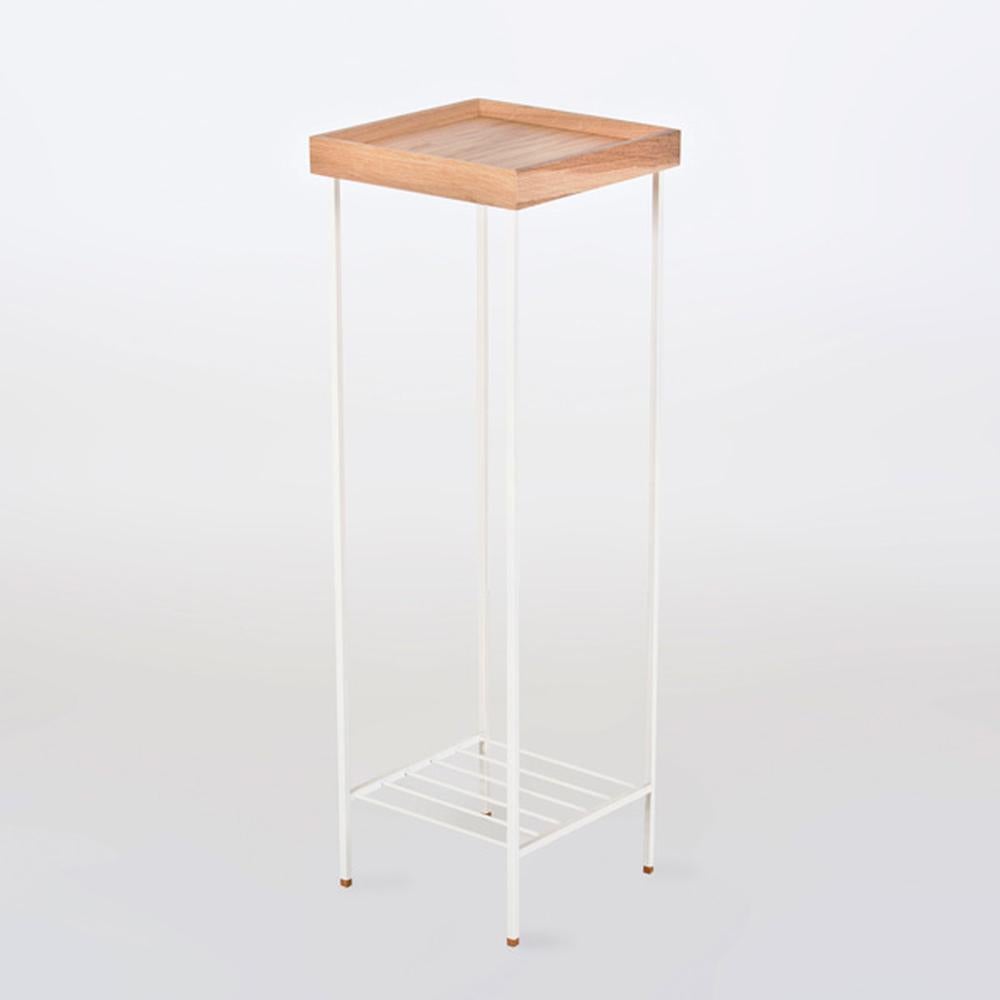 Massivholz Beistelltisch / Plant Stand - EDGE (Türkisch) im Angebot