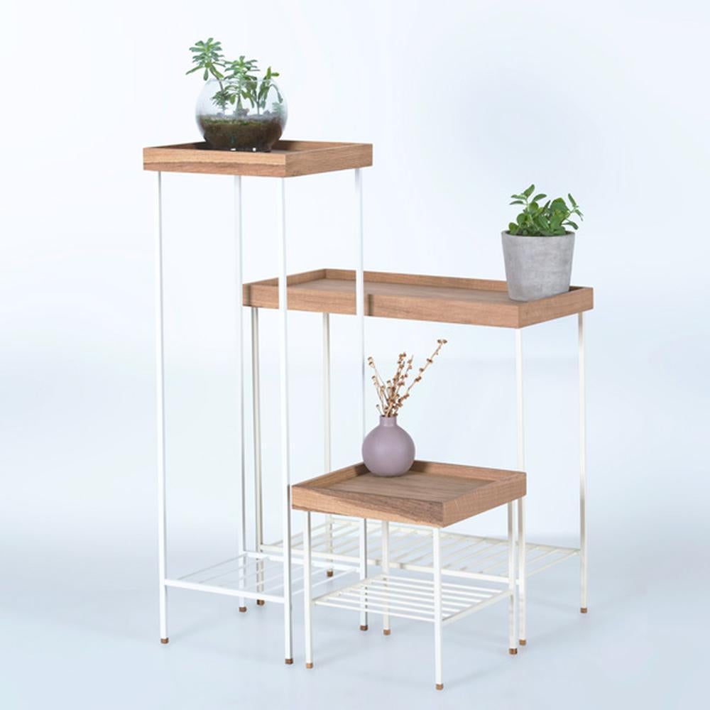Massivholz Beistelltisch / Plant Stand - EDGE im Zustand „Neu“ im Angebot in Orlando, FL