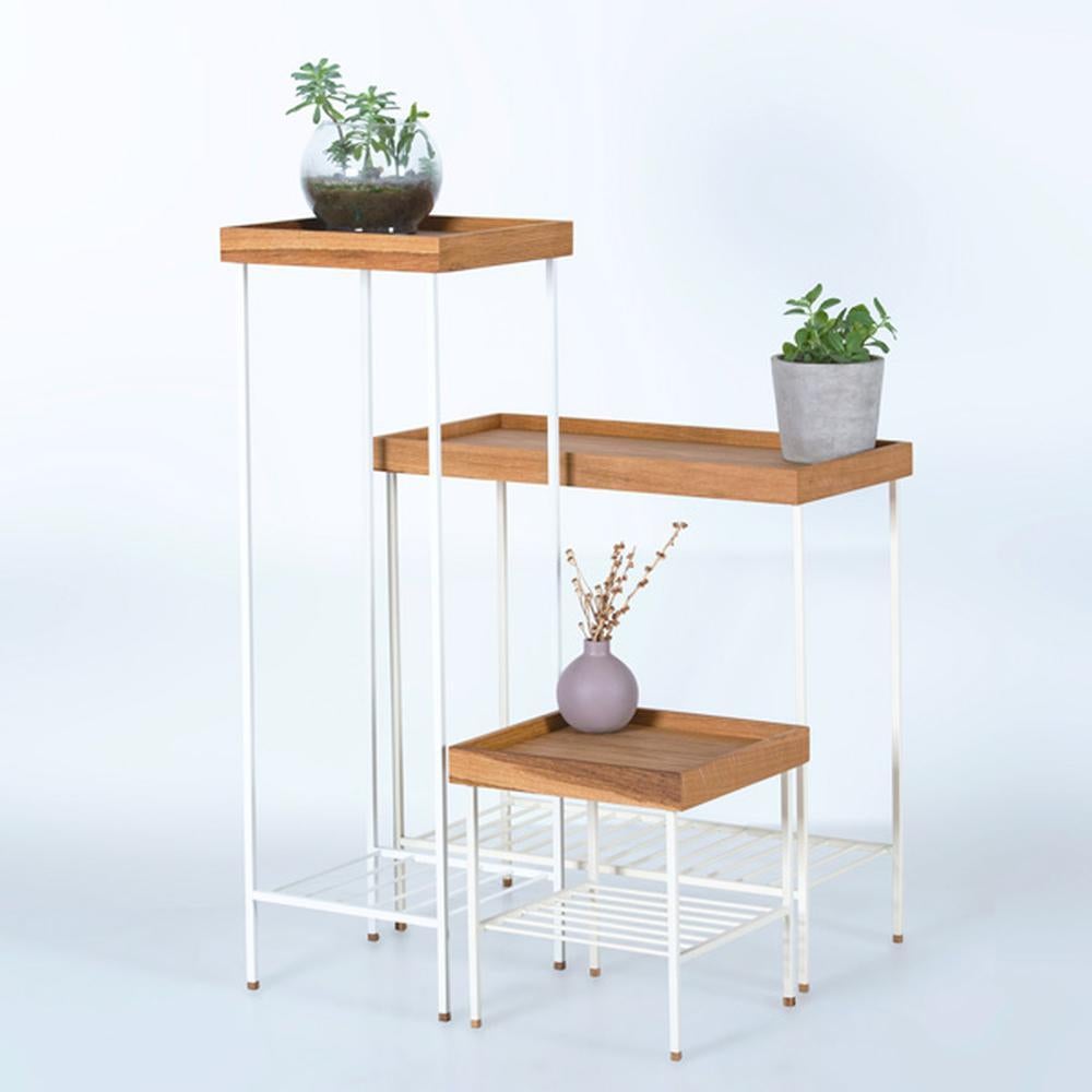 Massivholz Beistelltisch / Plant Stand - EDGE im Zustand „Neu“ im Angebot in Orlando, FL