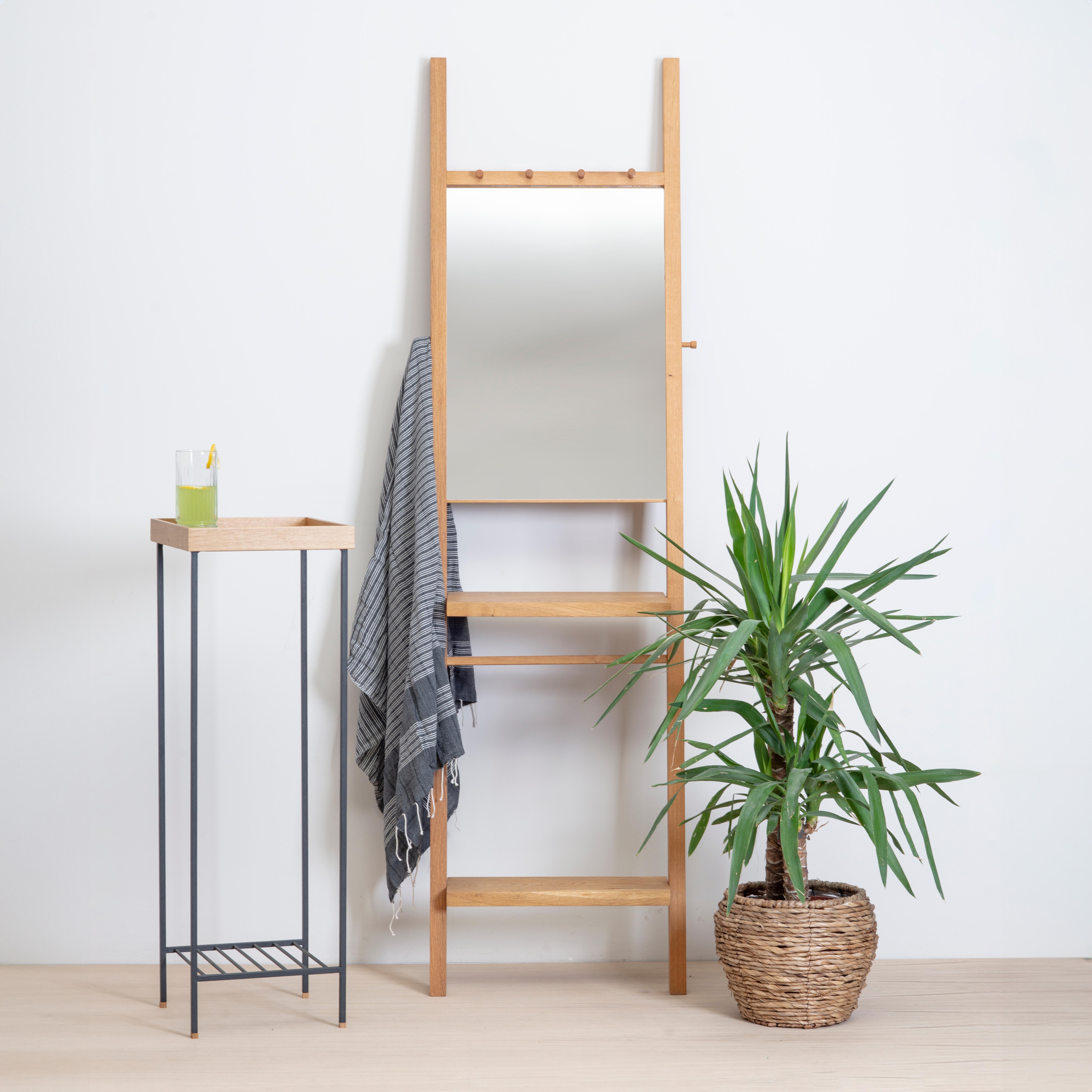 Massivholz Beistelltisch / Plant Stand - EDGE im Angebot 1