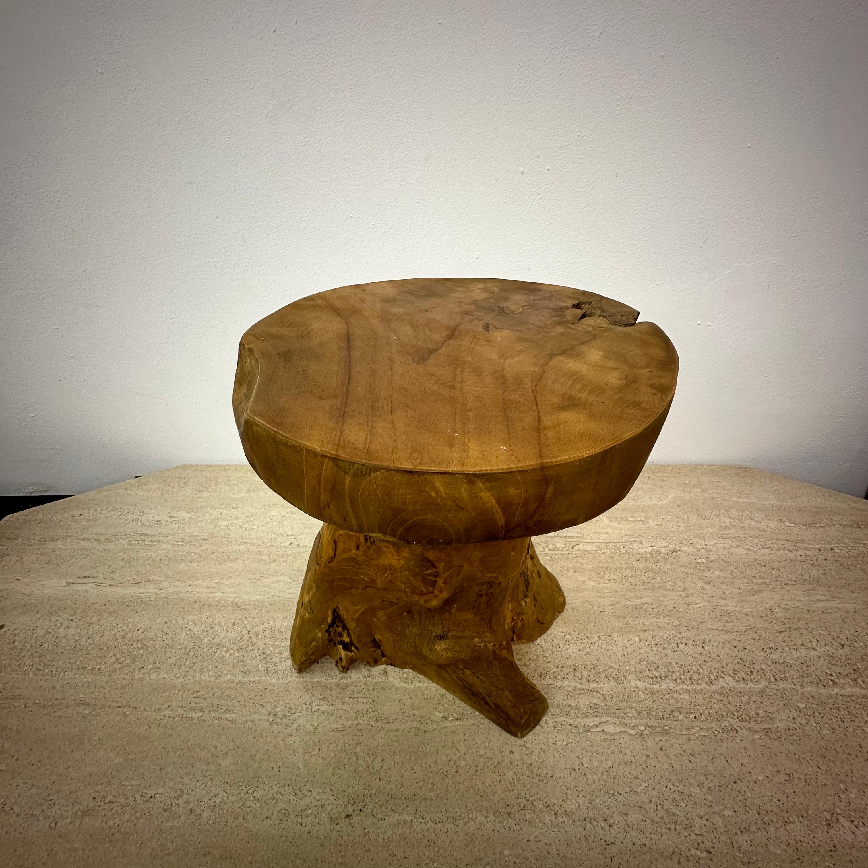 Solid wood tree side table , 1970s In Good Condition In Delft, NL