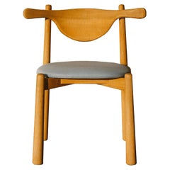 Solid wood, upholstered seat - Dining Chair Aratu.
