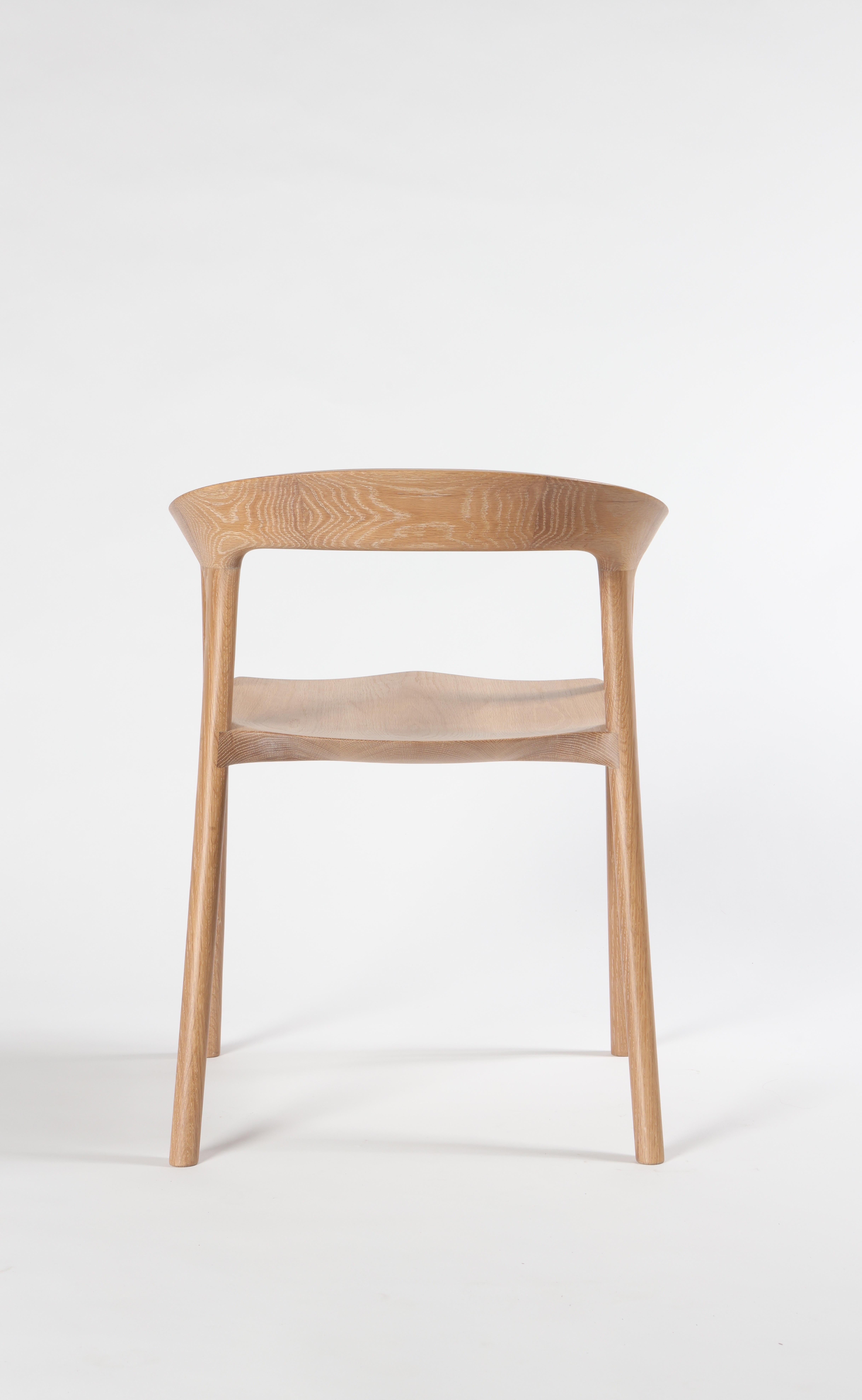 Silla 'Voeg' de roble blanco by Mobius Objects en venta 1