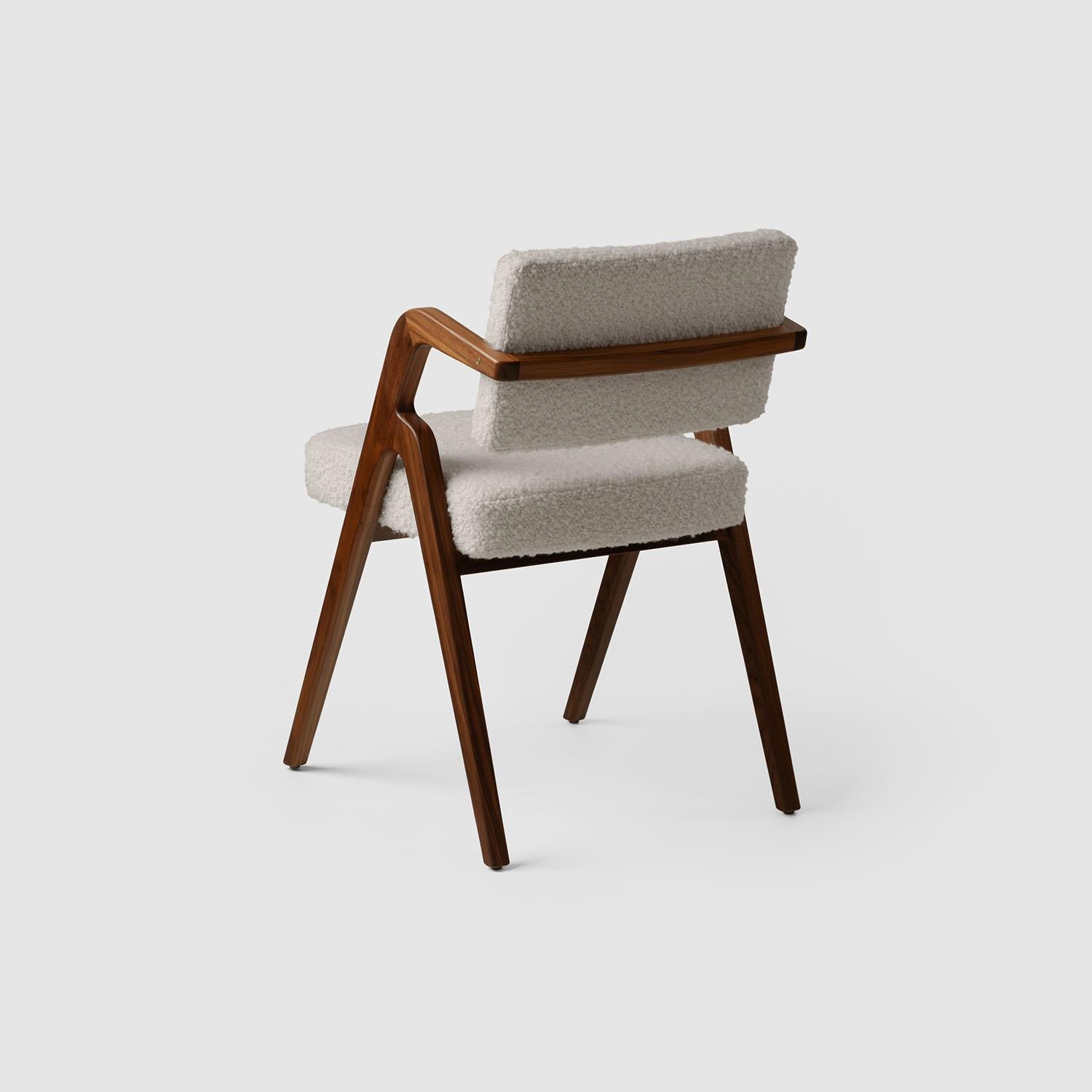 Silla de comedor Eugenio contemporánea con estructura de madera tapizada by Luteca en venta 5