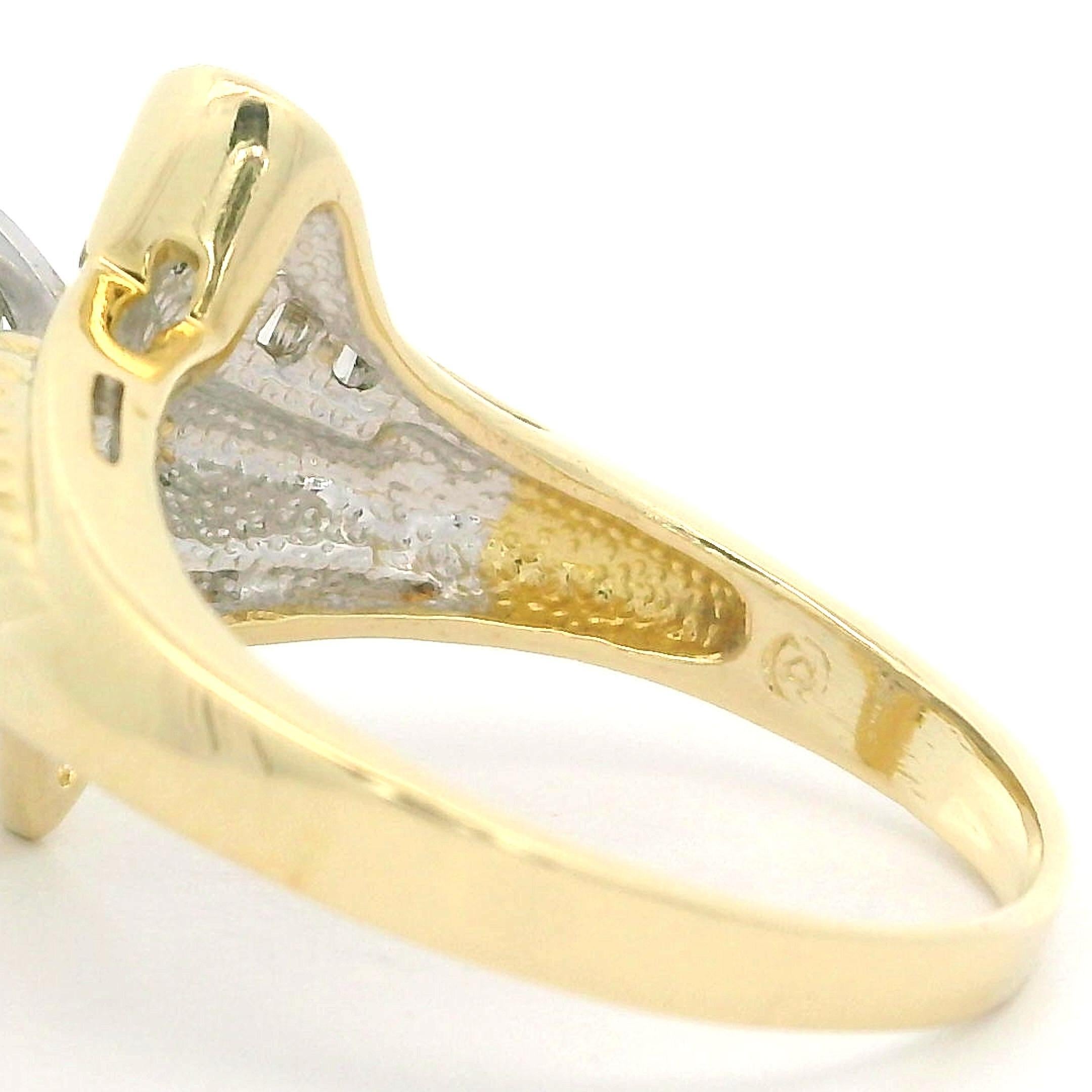 Anello in oro giallo massiccio con solitario di diamanti da 0,83 carati con centro intrecciato e stile bypass in vendita 5