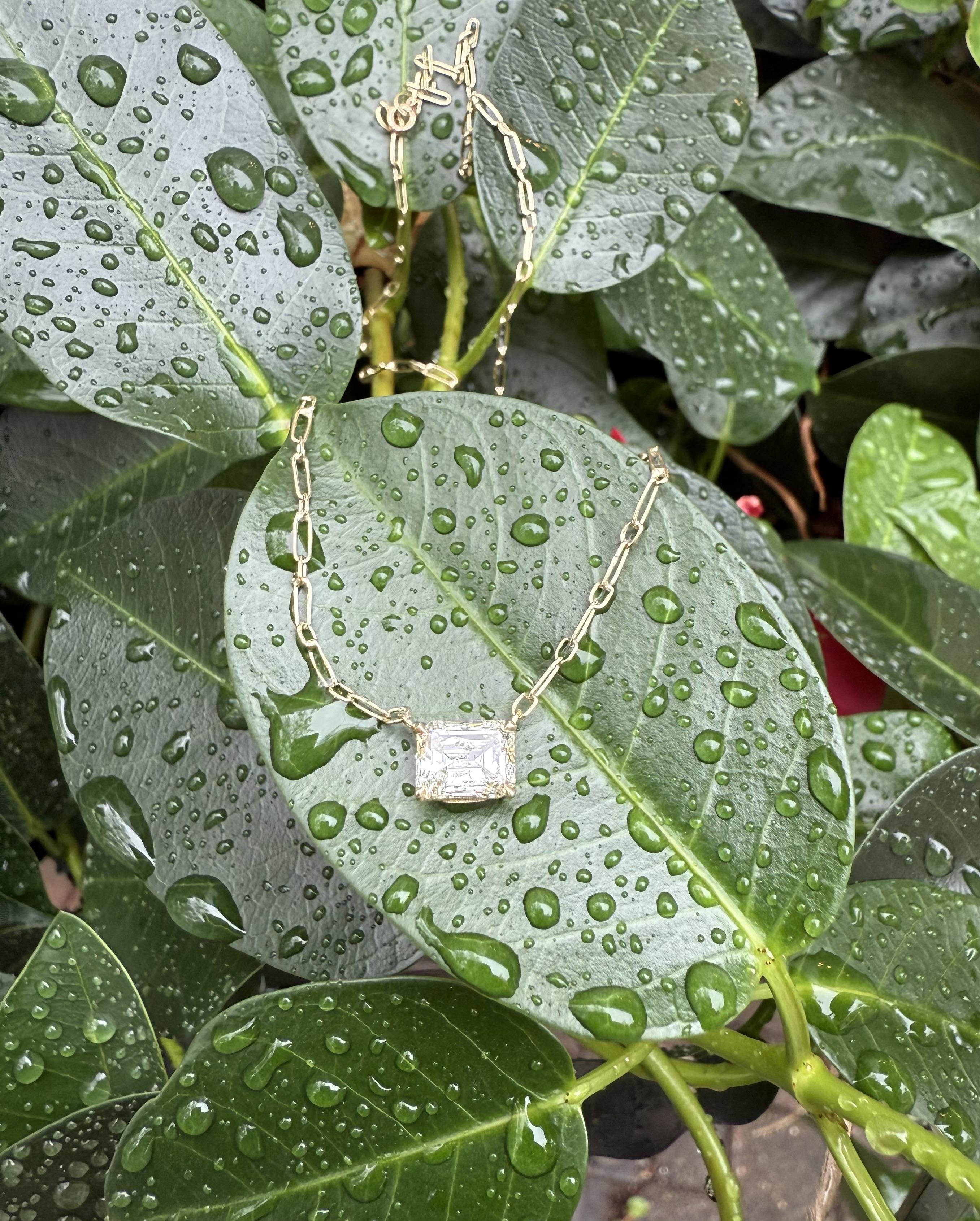 Collier pendentif solitaire en or jaune massif GIA M/VS 1,56 ct de diamant taille émeraude 8