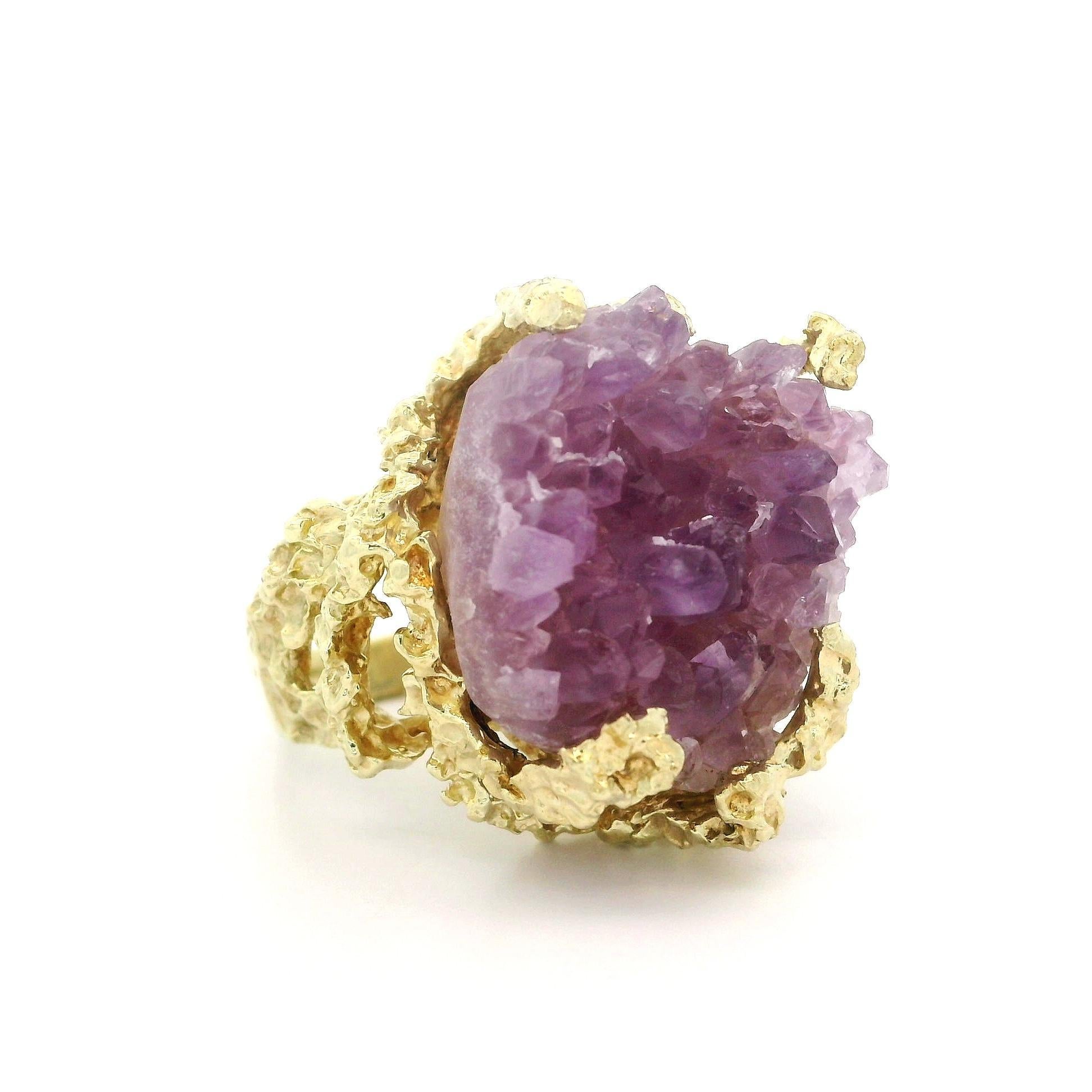 Solid Yellow Gold Raw Uncut Amethyst Crystal Coral Free From Chunky Ring For Sale 1