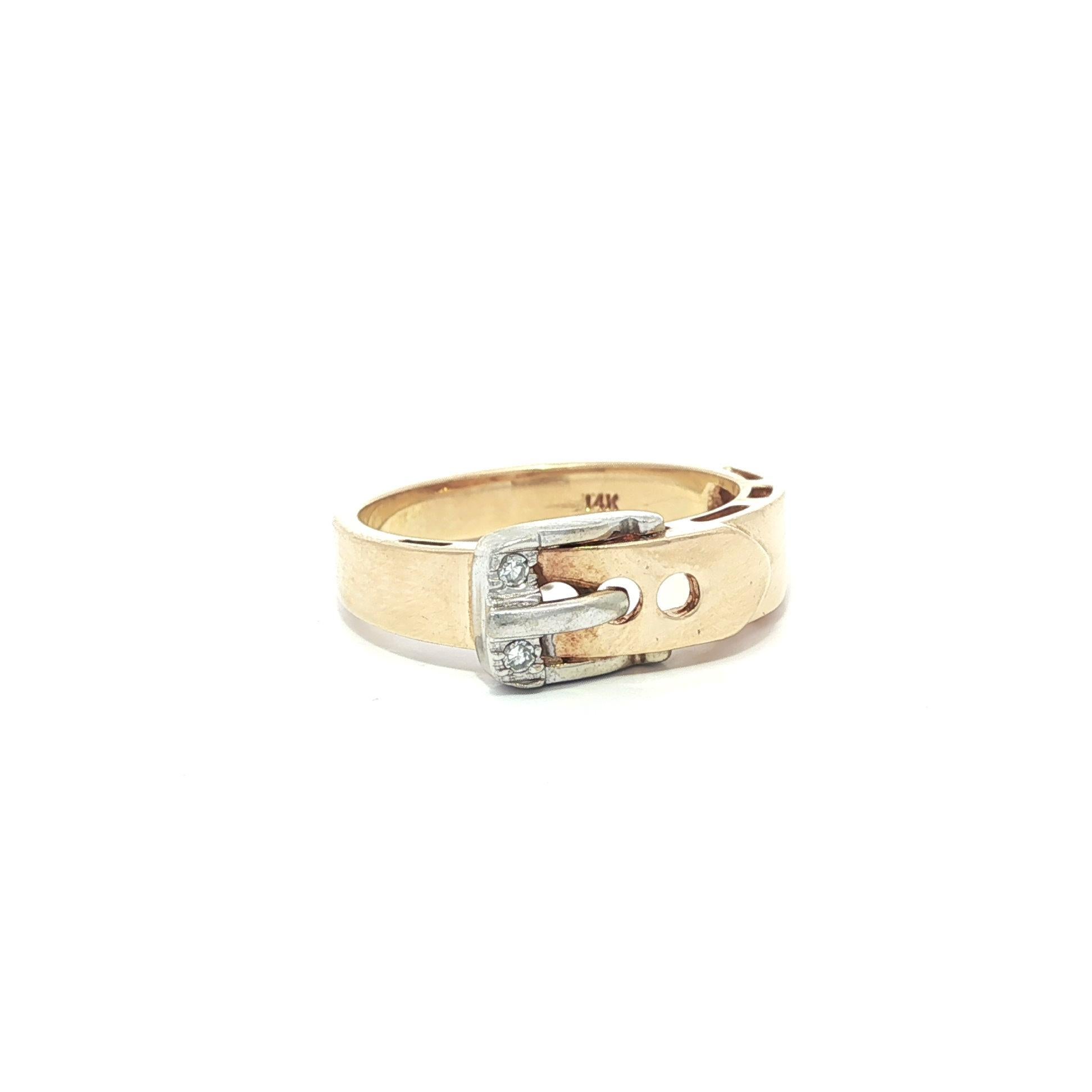 Bague à boucle en or jaune et blanc massif 0,03 ct de diamant rond en vente 3