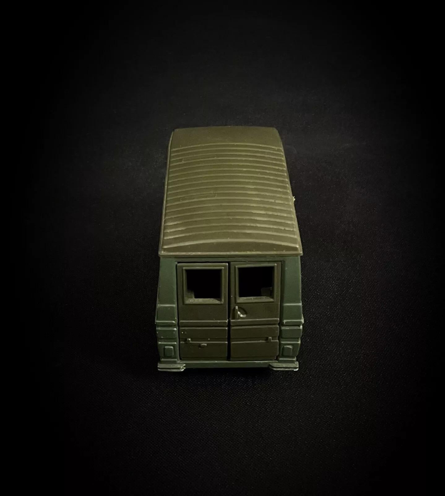 Solido Military Citroën C35 Ambulance – 1:50 Scale Diecast Model - 2Y396 For Sale 2