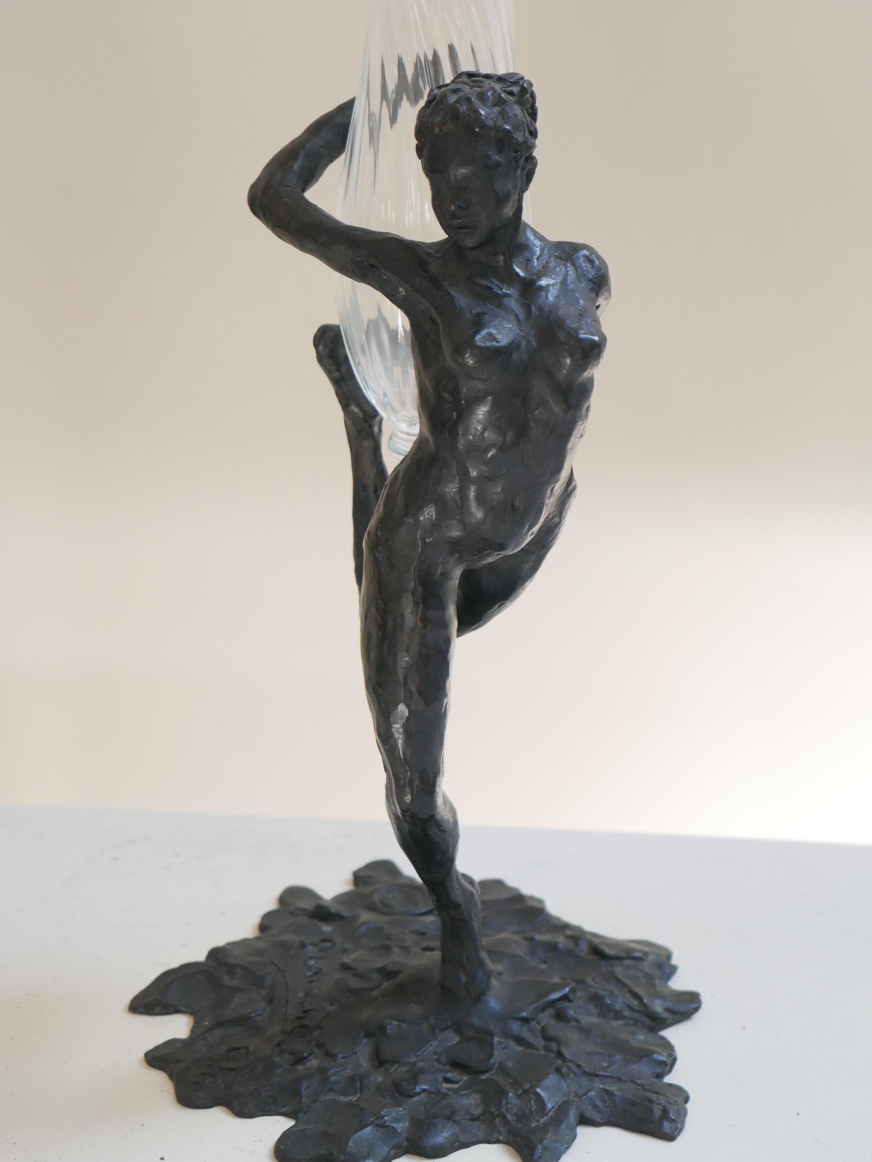 Bronzato Soliflores femme Portacandele in bronzo di Patrick Laroche in vendita