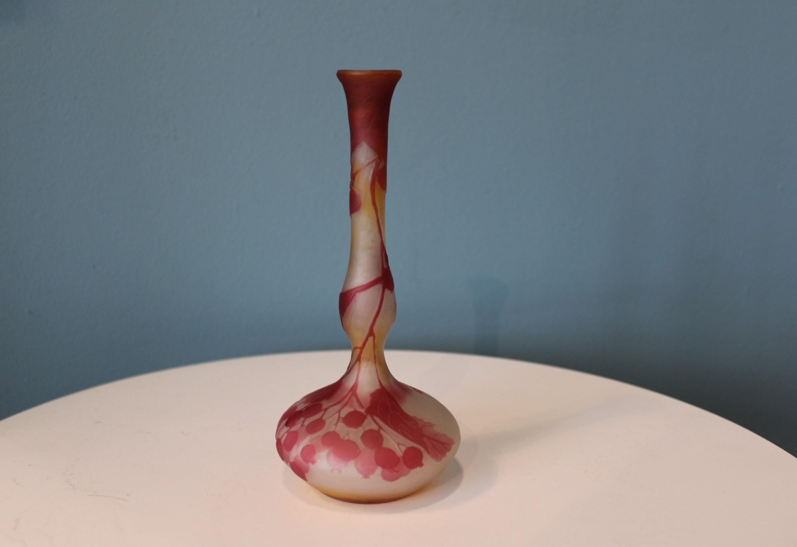 French Soliflore glass vase signed Gallé, Art Nouveau, France For Sale