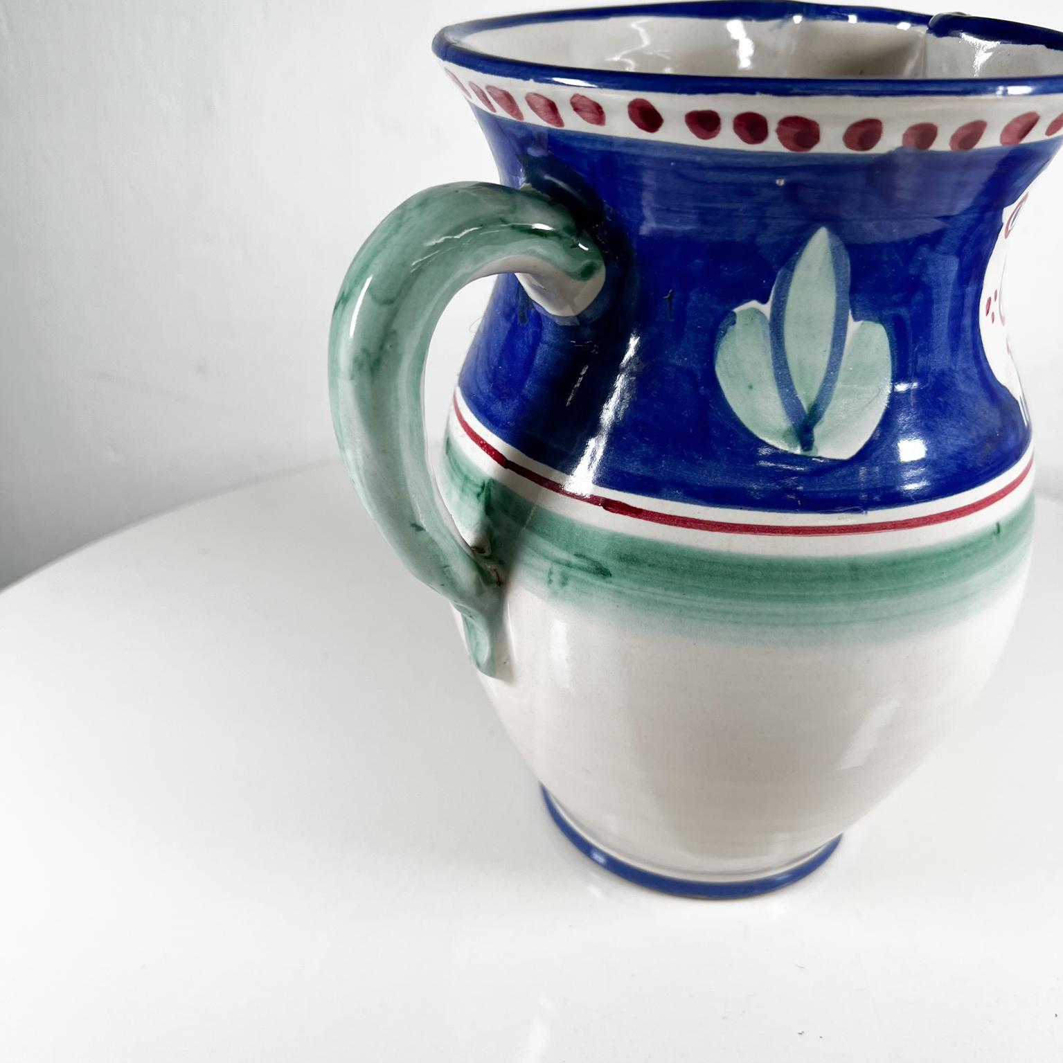 Solimene Hand Painted Vietri Italian Ceramic Blue Green Pitcher Chicks Italy In Good Condition In Chula Vista, CA