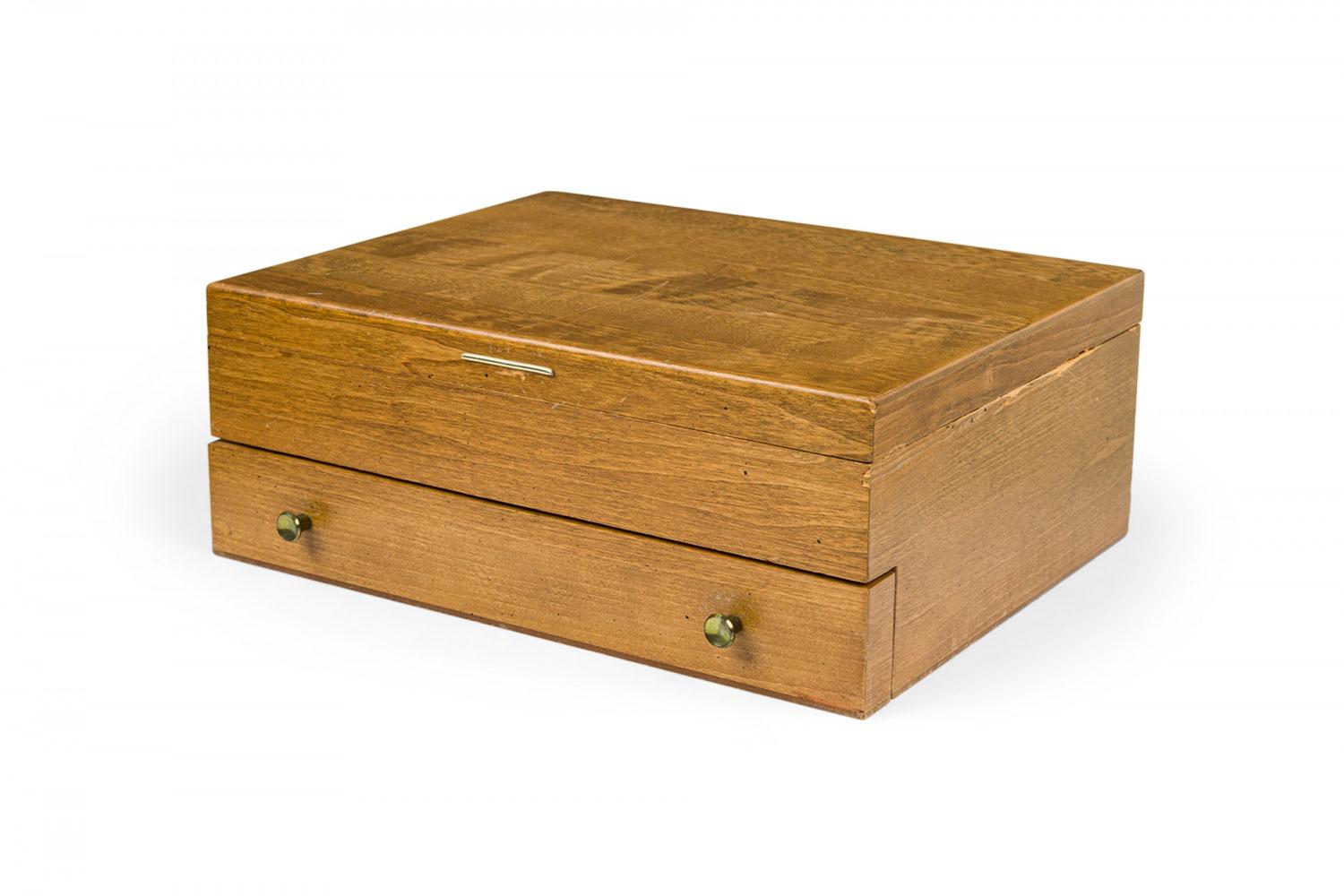 Rustico Set di posate d'epoca in Horn e Steele di Solingen Germania in scatola di legno in vendita