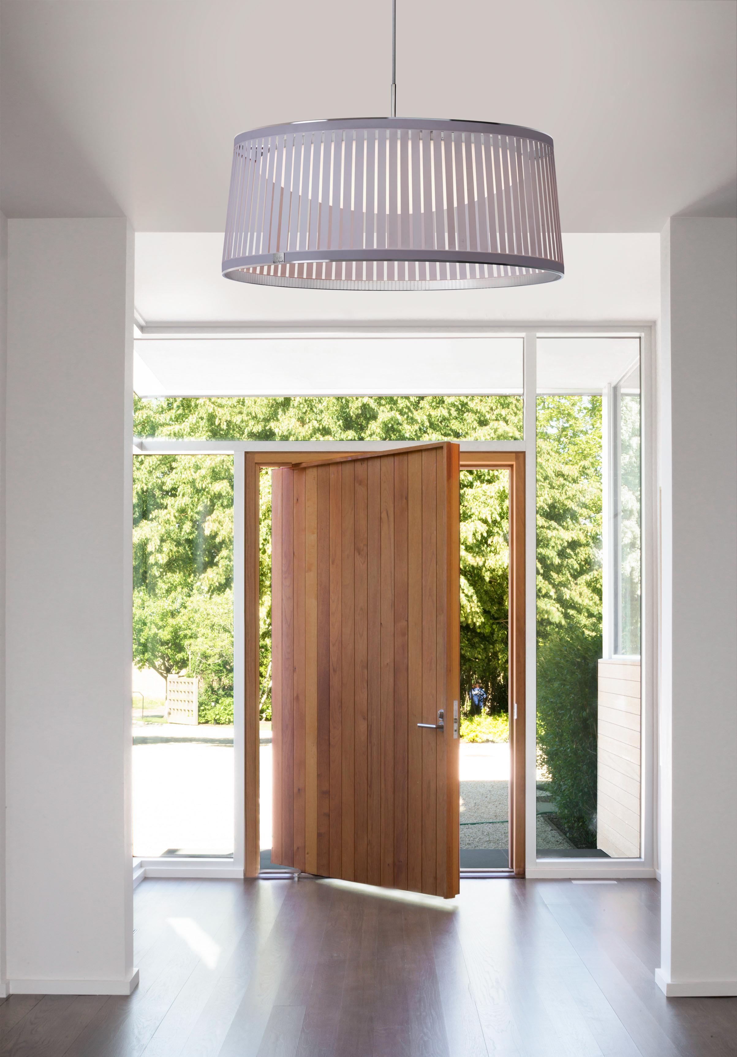 Moderno Lampada a sospensione Solis Drum 24 in bianco di Pablo Designs in vendita