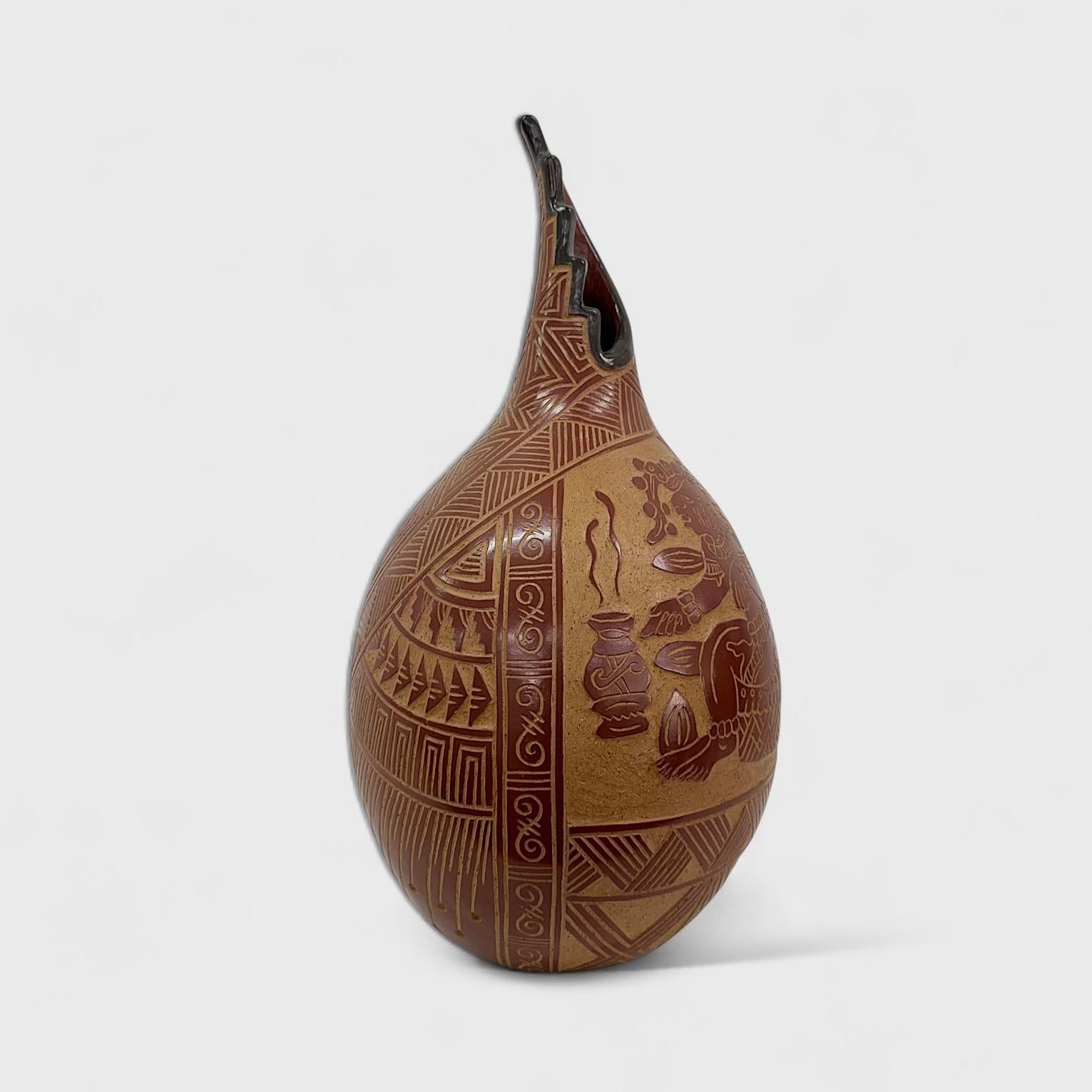 MAYAN VASE - Sculpture by Solis-Hernandez Family